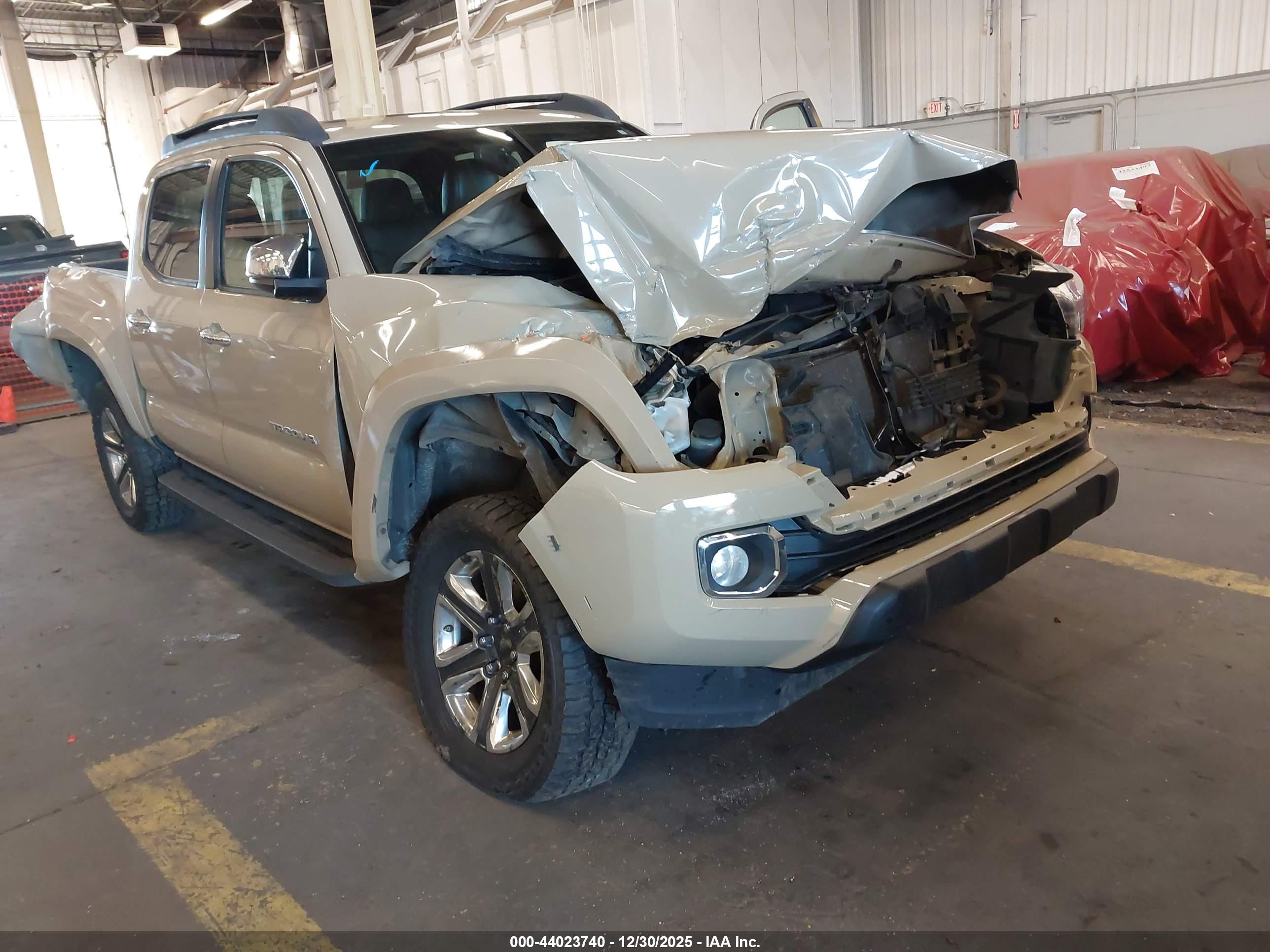 TOYOTA TACOMA image 6