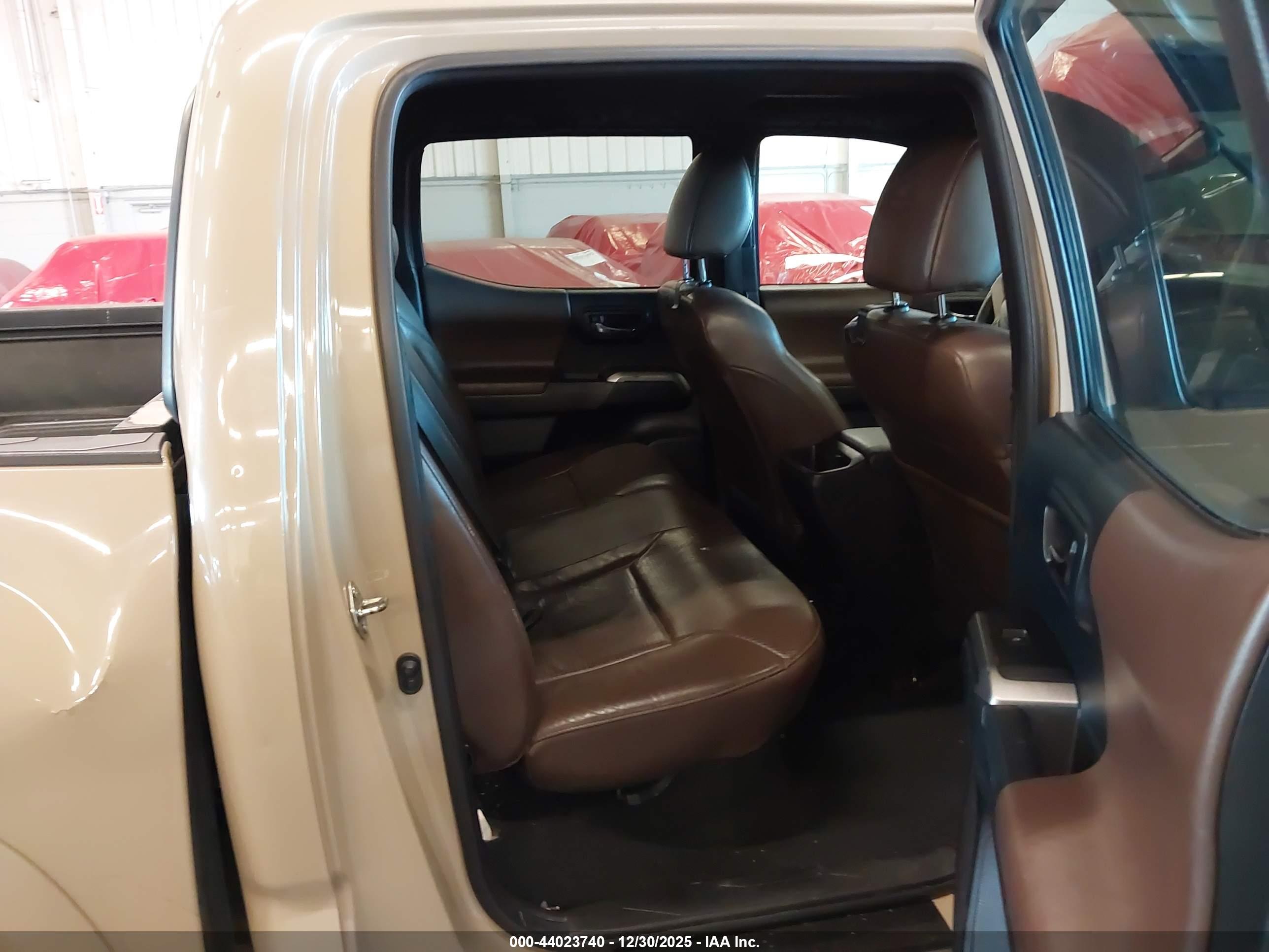 TOYOTA TACOMA image 8
