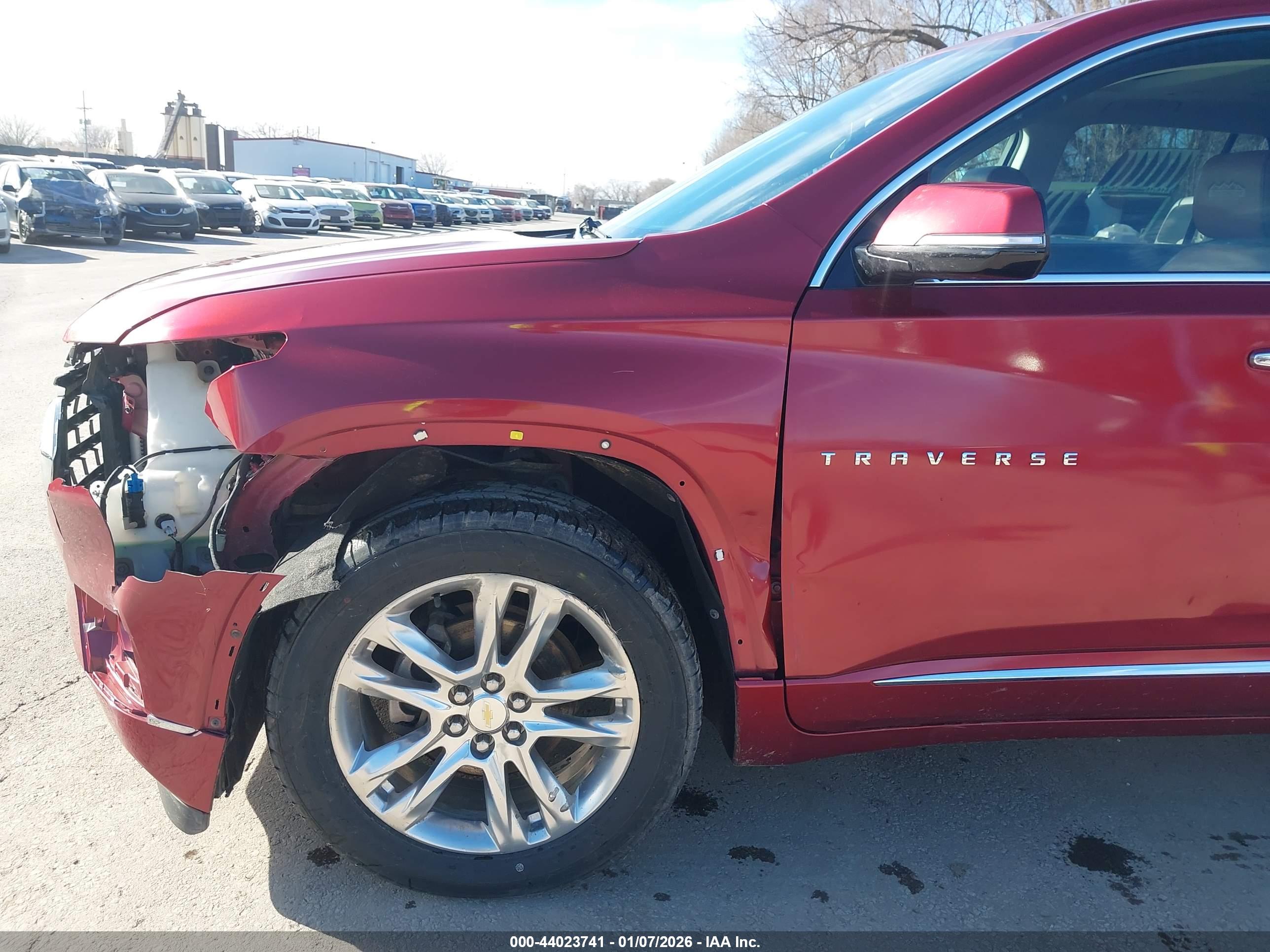 CHEVROLET TRAVERSE image 6