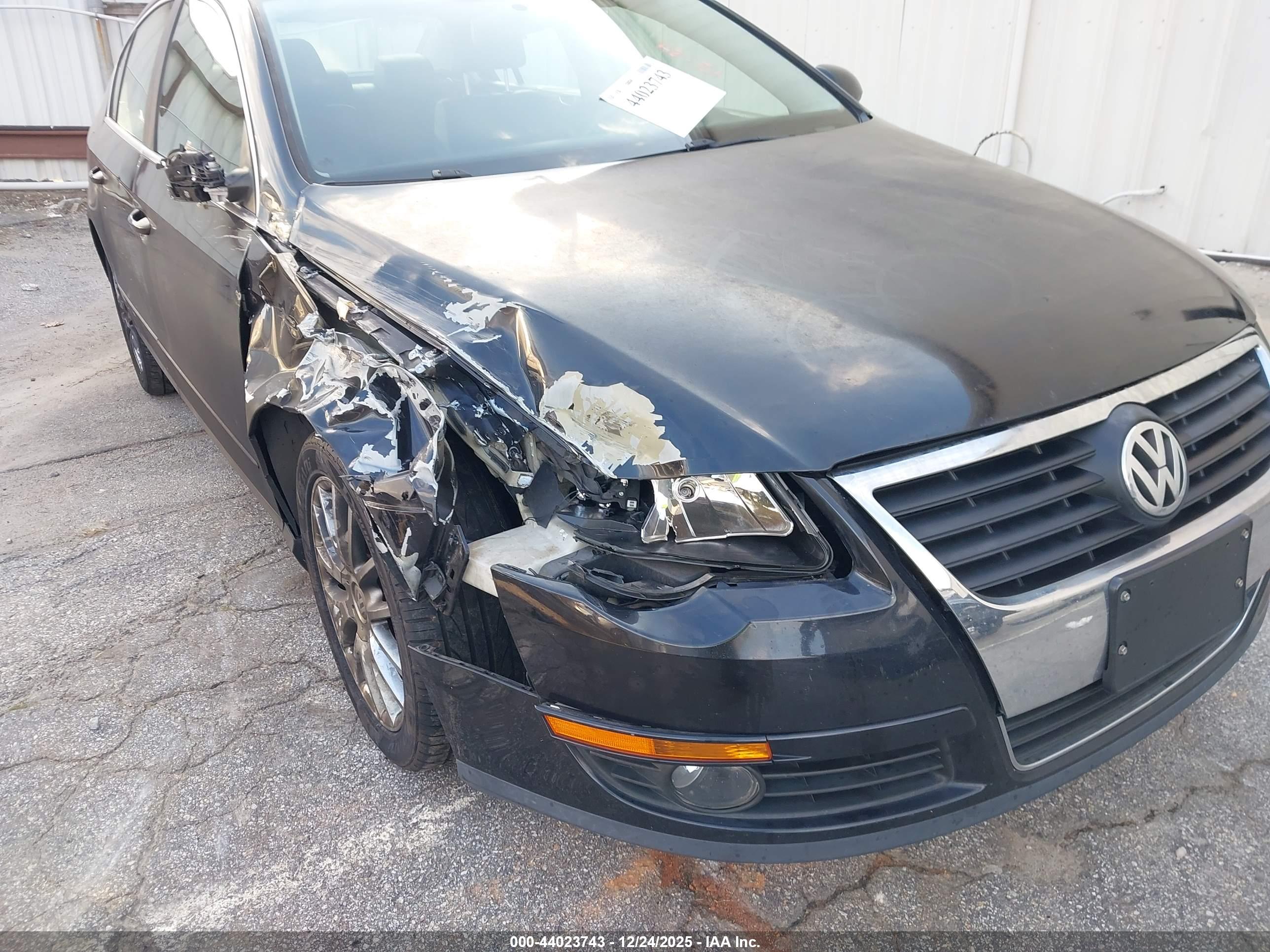 VOLKSWAGEN PASSAT image 6