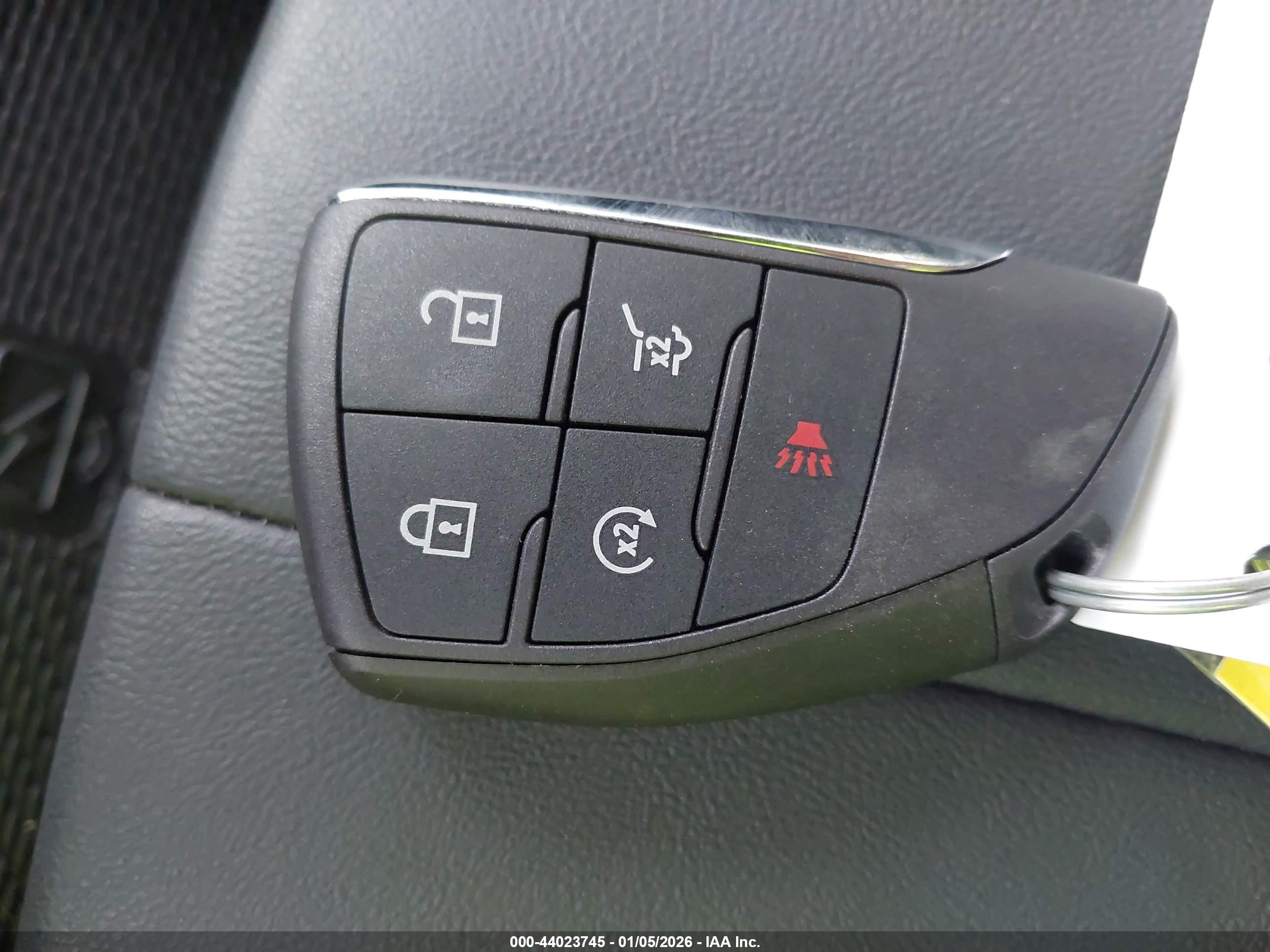 GMC TERRAIN image 11
