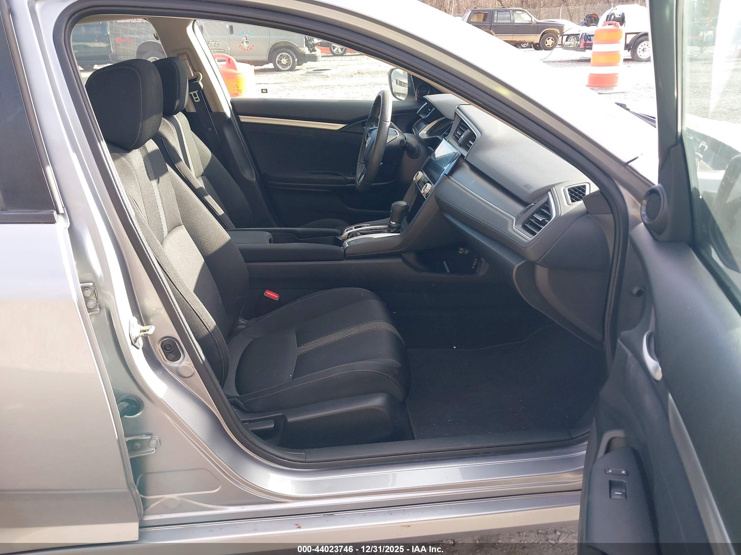 HONDA CIVIC image 5
