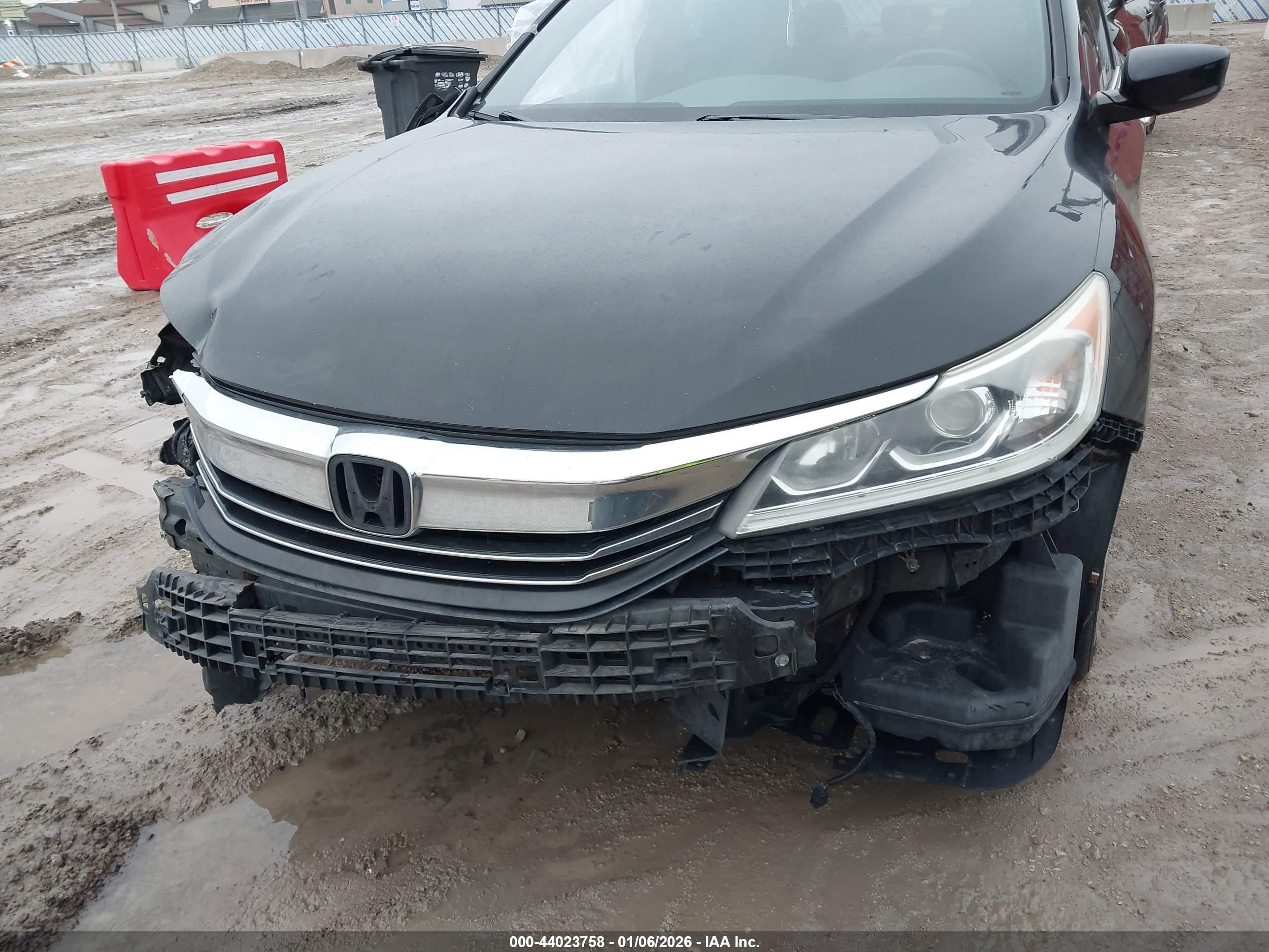 HONDA ACCORD image 6