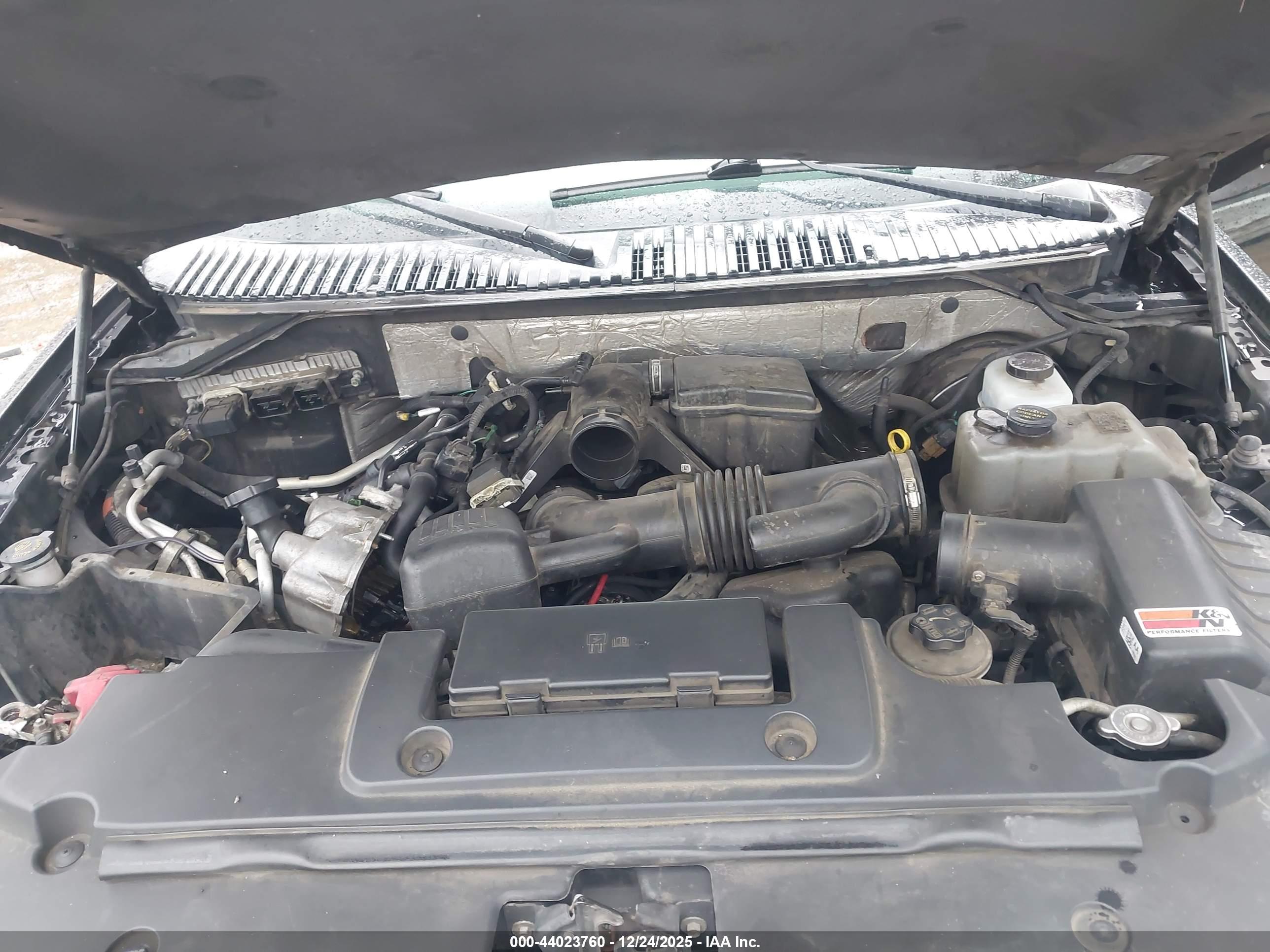 FORD EXPEDITION image 10