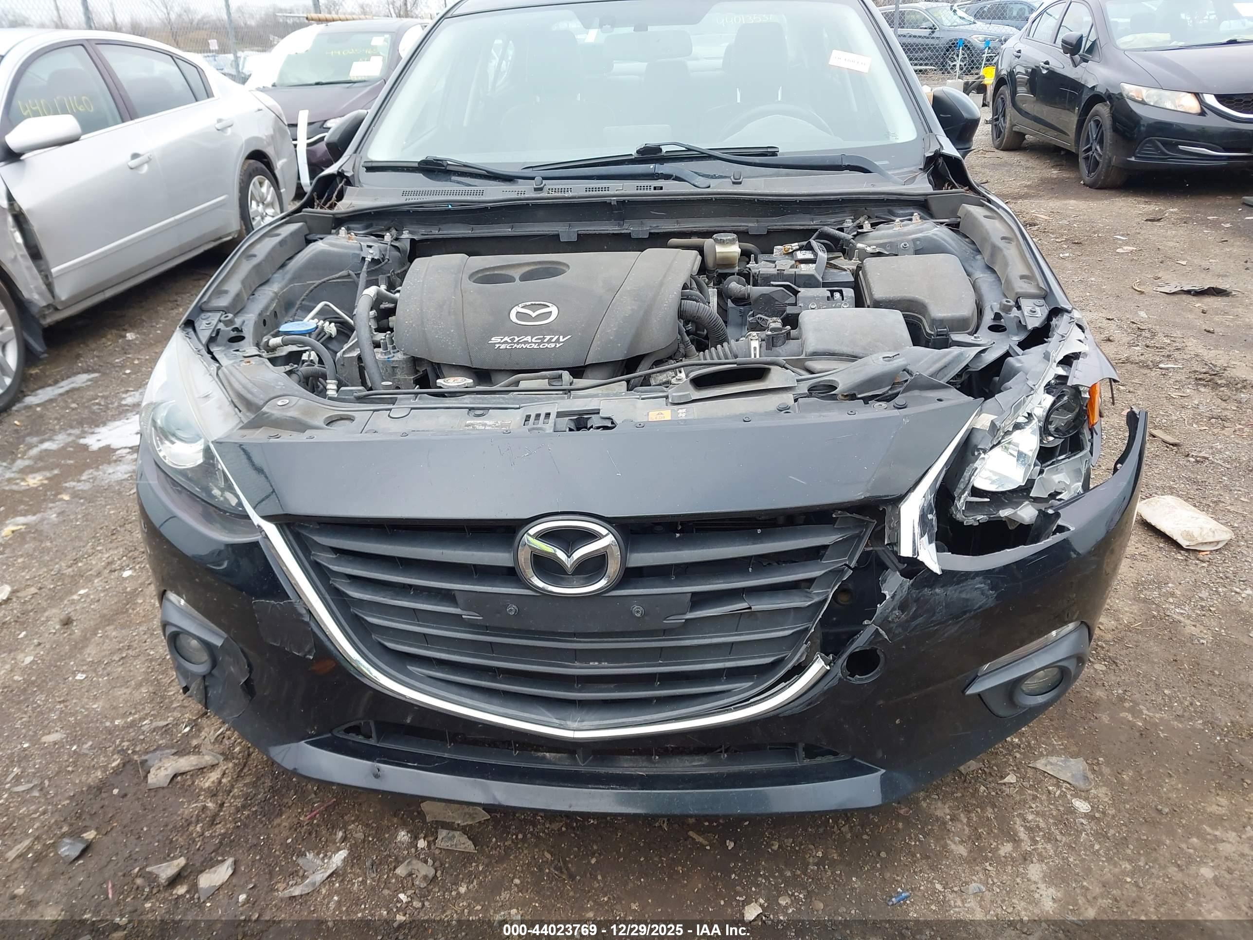 MAZDA MAZDA3 image 6