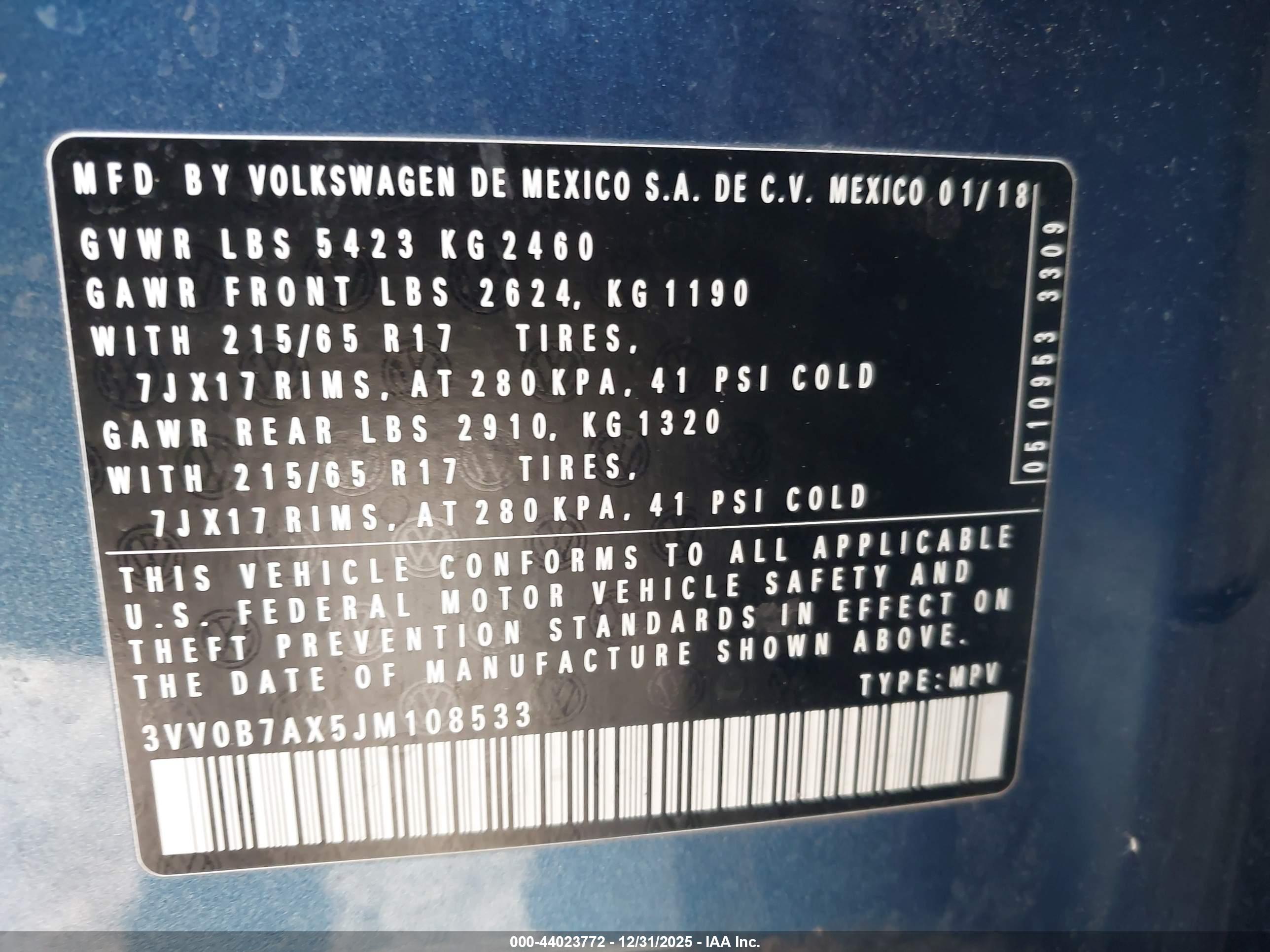 VOLKSWAGEN TIGUAN image 9