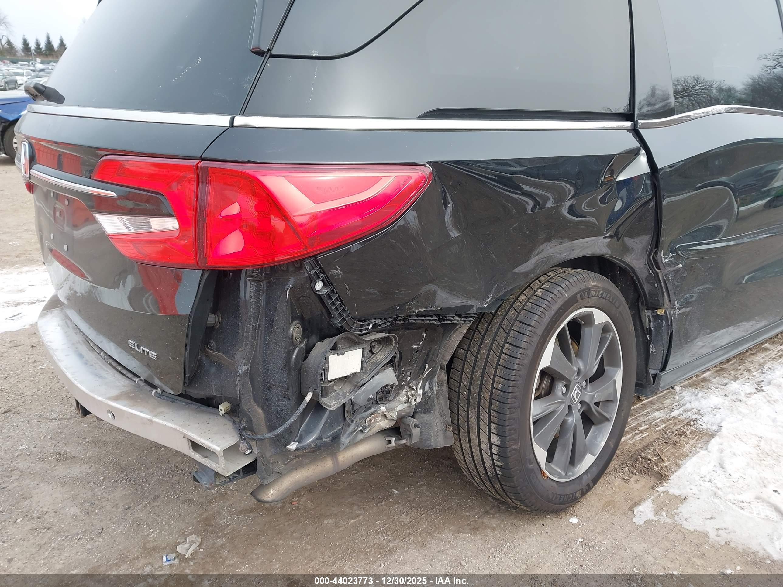 HONDA ODYSSEY image 6