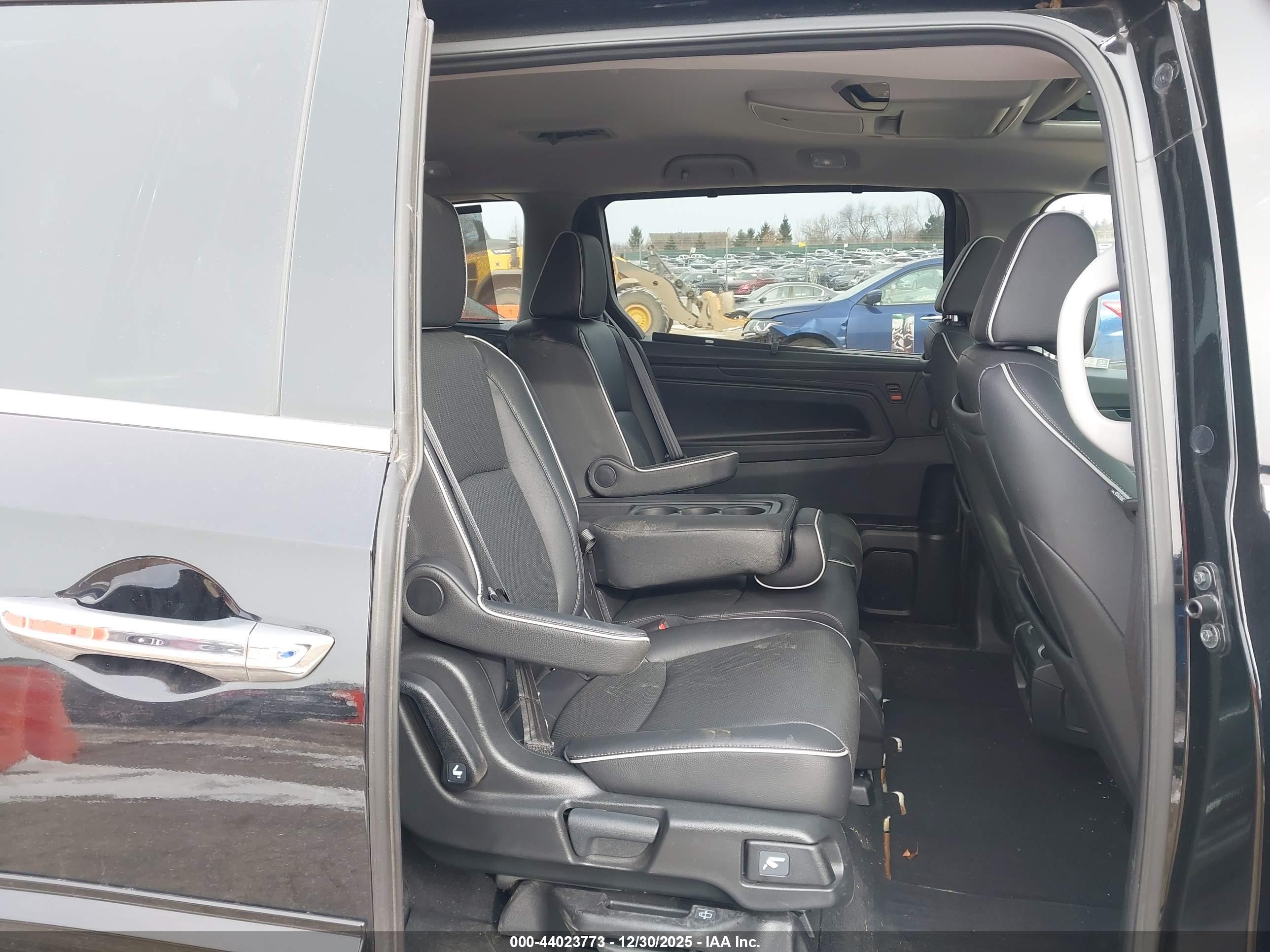 HONDA ODYSSEY image 8