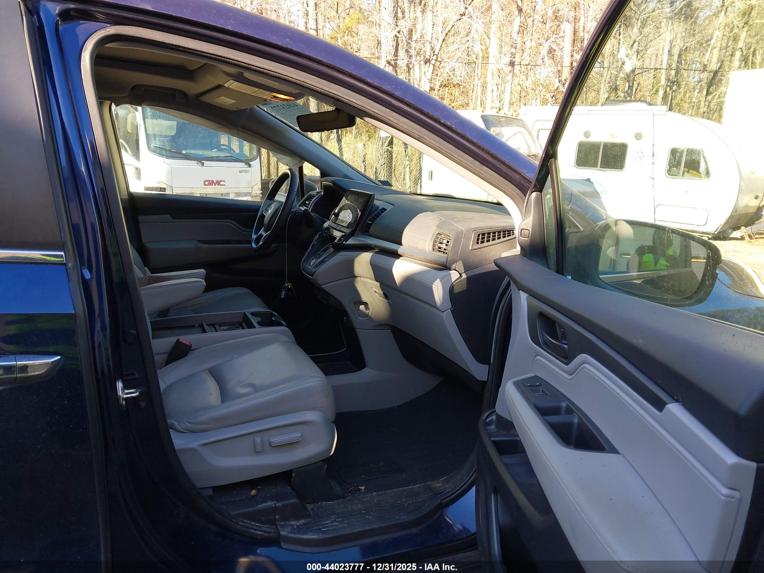 HONDA ODYSSEY image 5