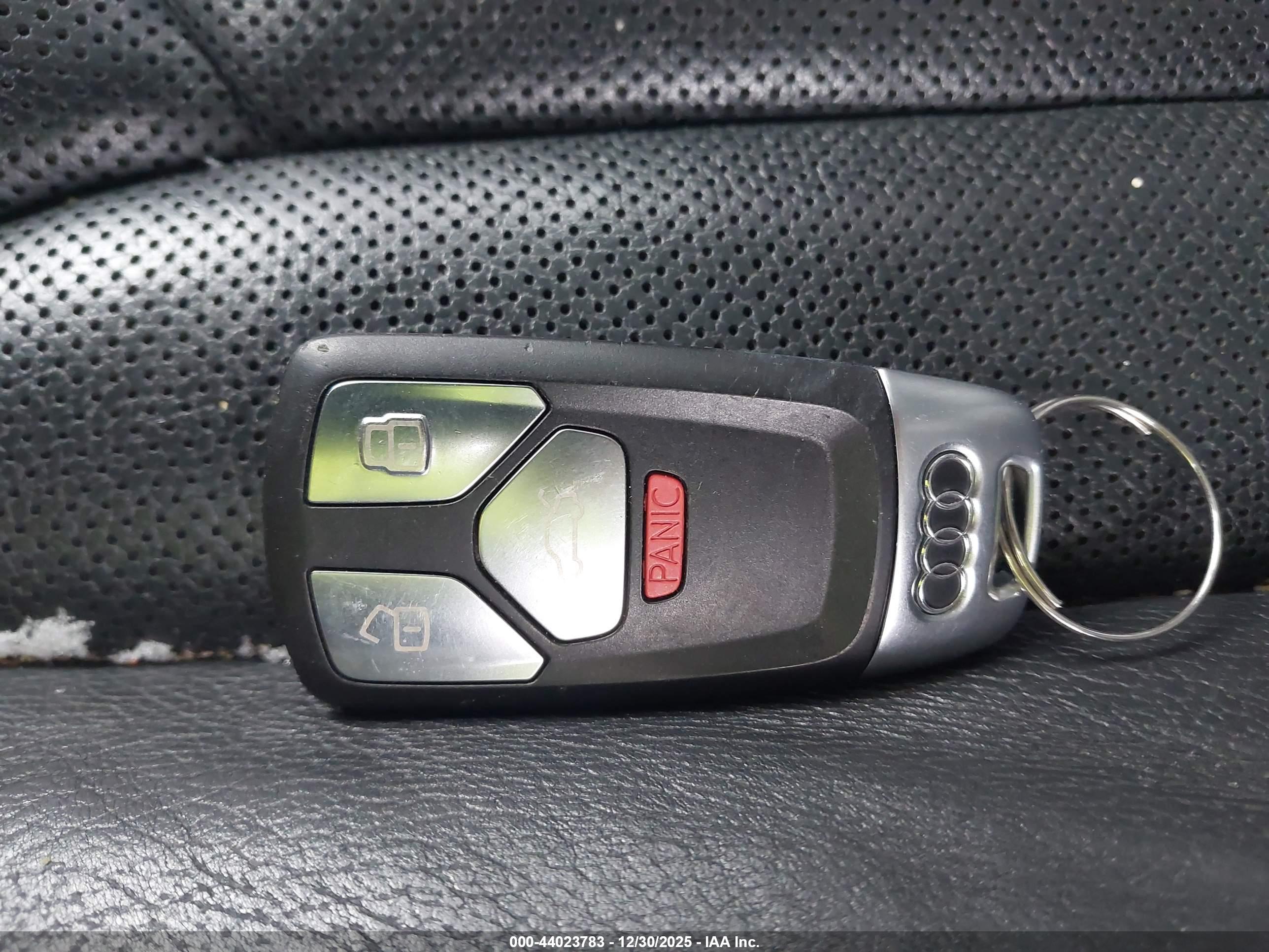 AUDI Q7 image 11