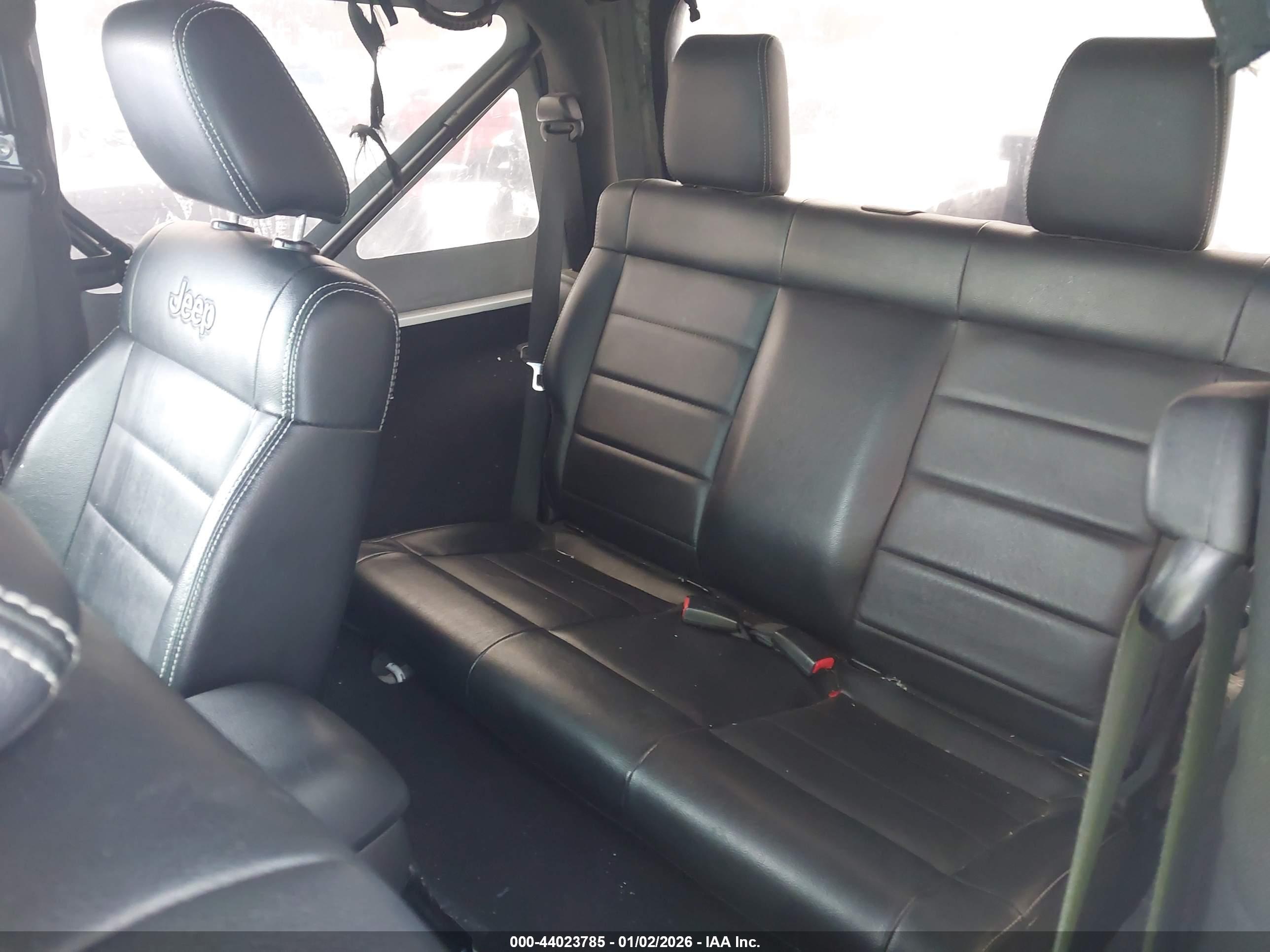 JEEP WRANGLER image 8