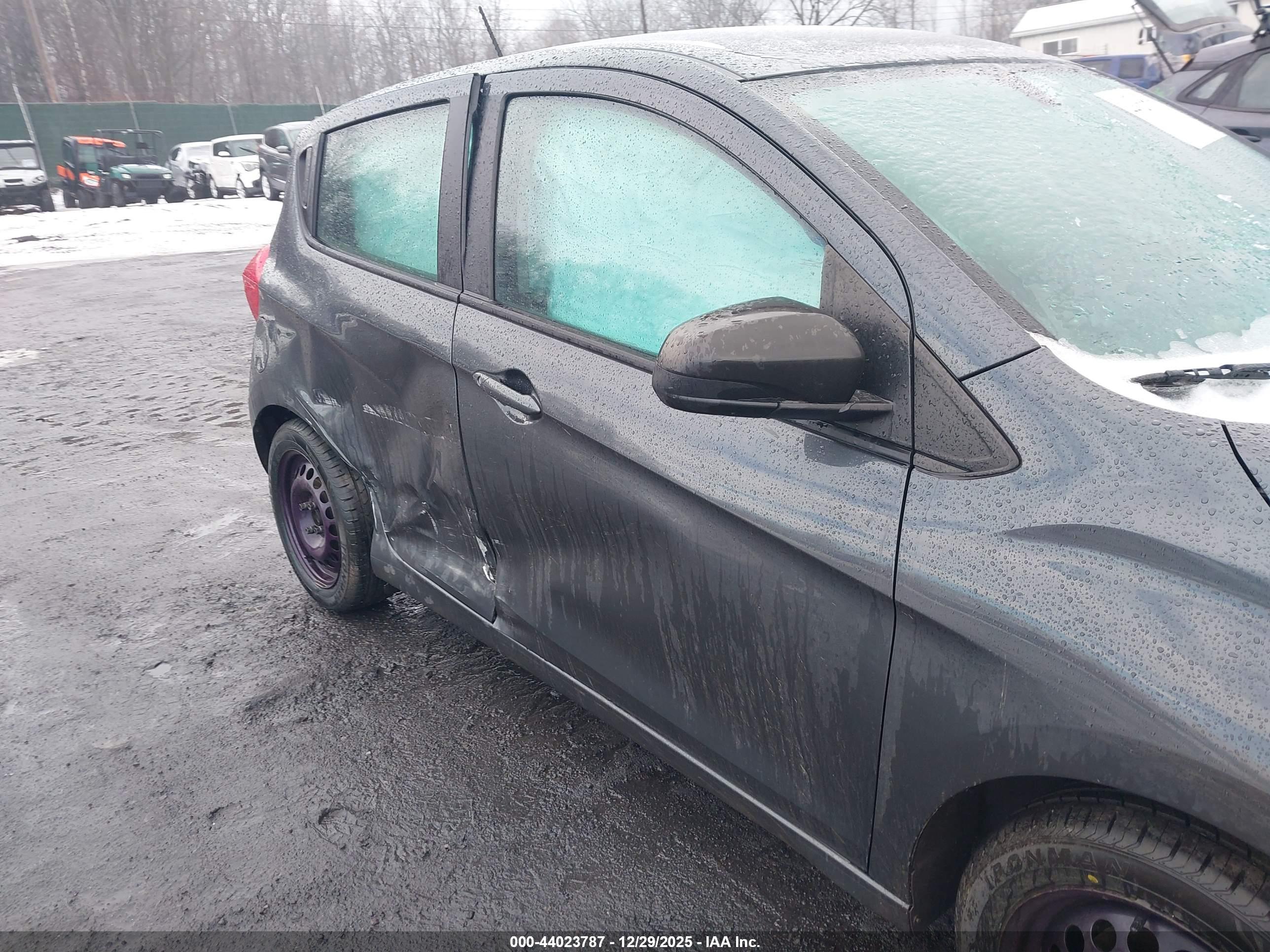 CHEVROLET SPARK image 6