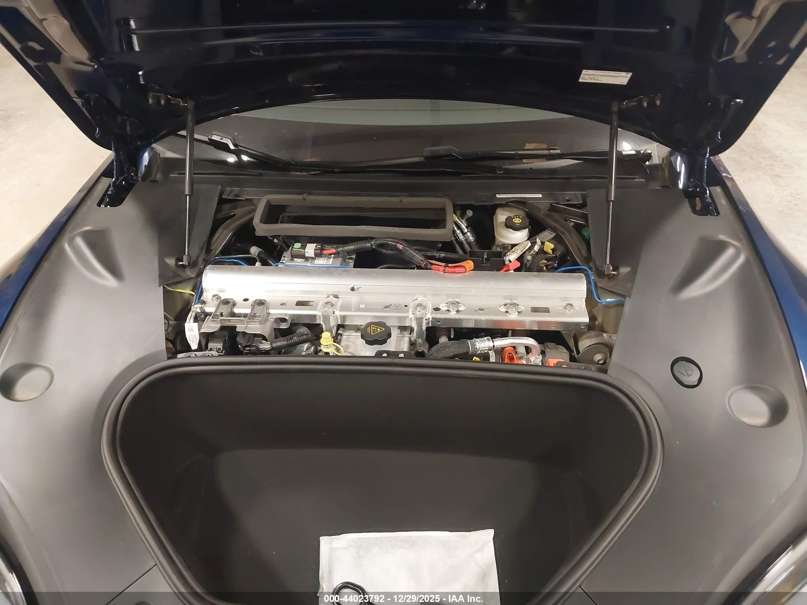 TESLA MODEL image 10