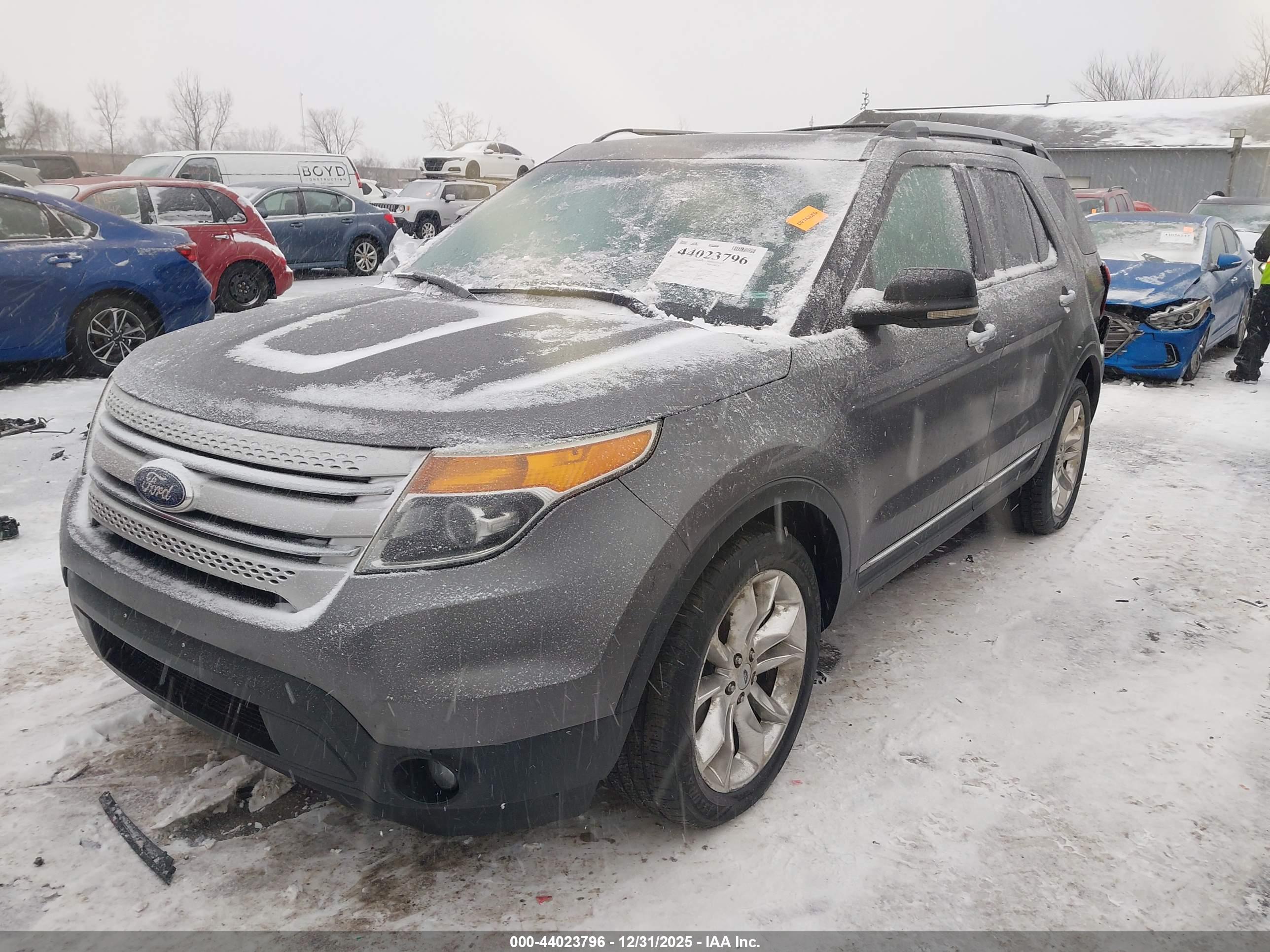 FORD EXPLORER image 2