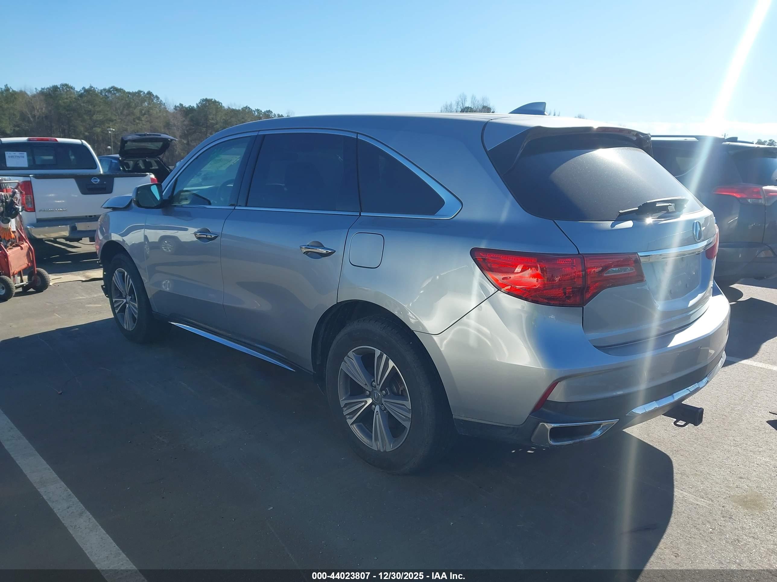 ACURA MDX image 3