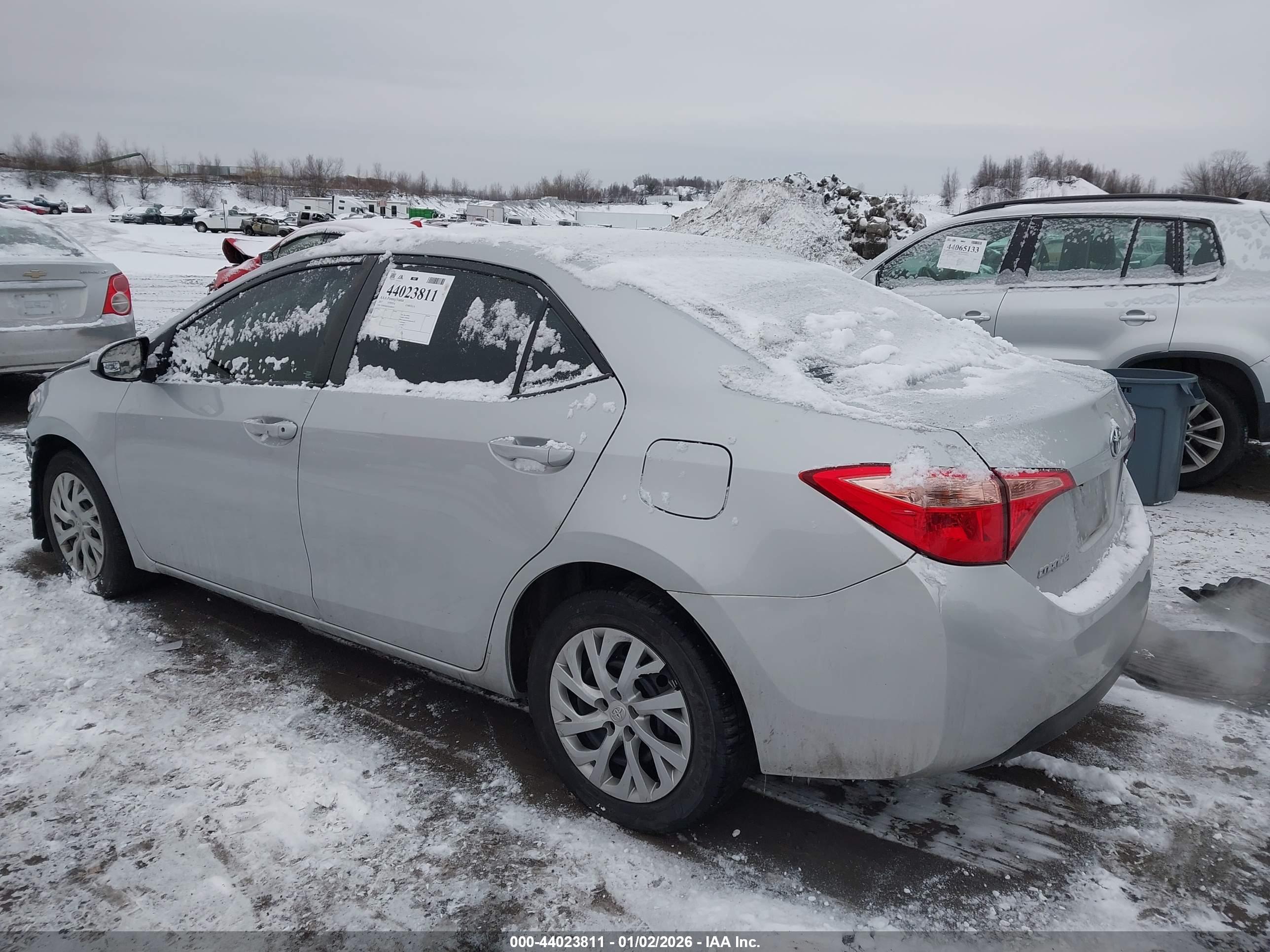 TOYOTA COROLLA image 3