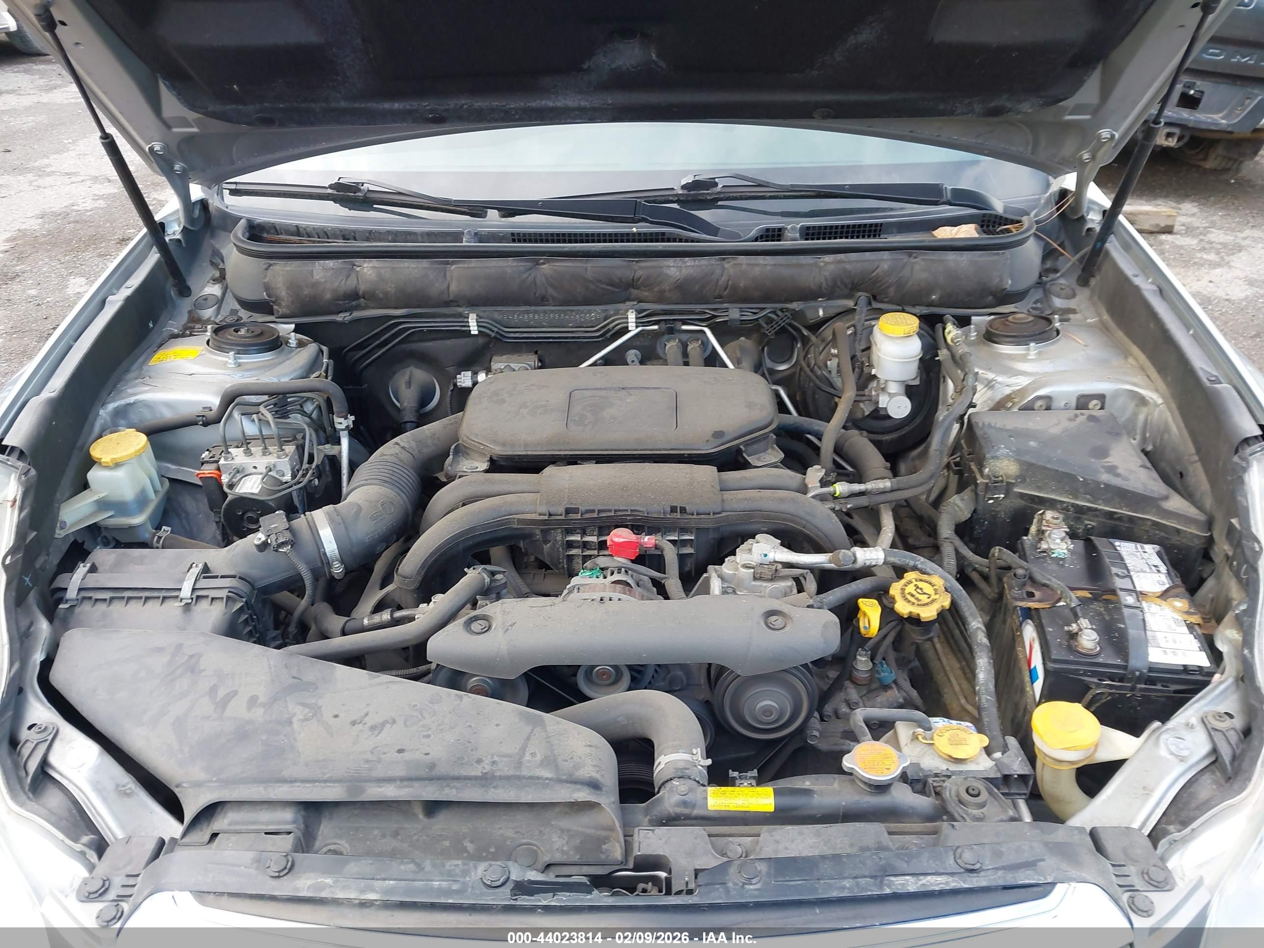 SUBARU OUTBACK image 10