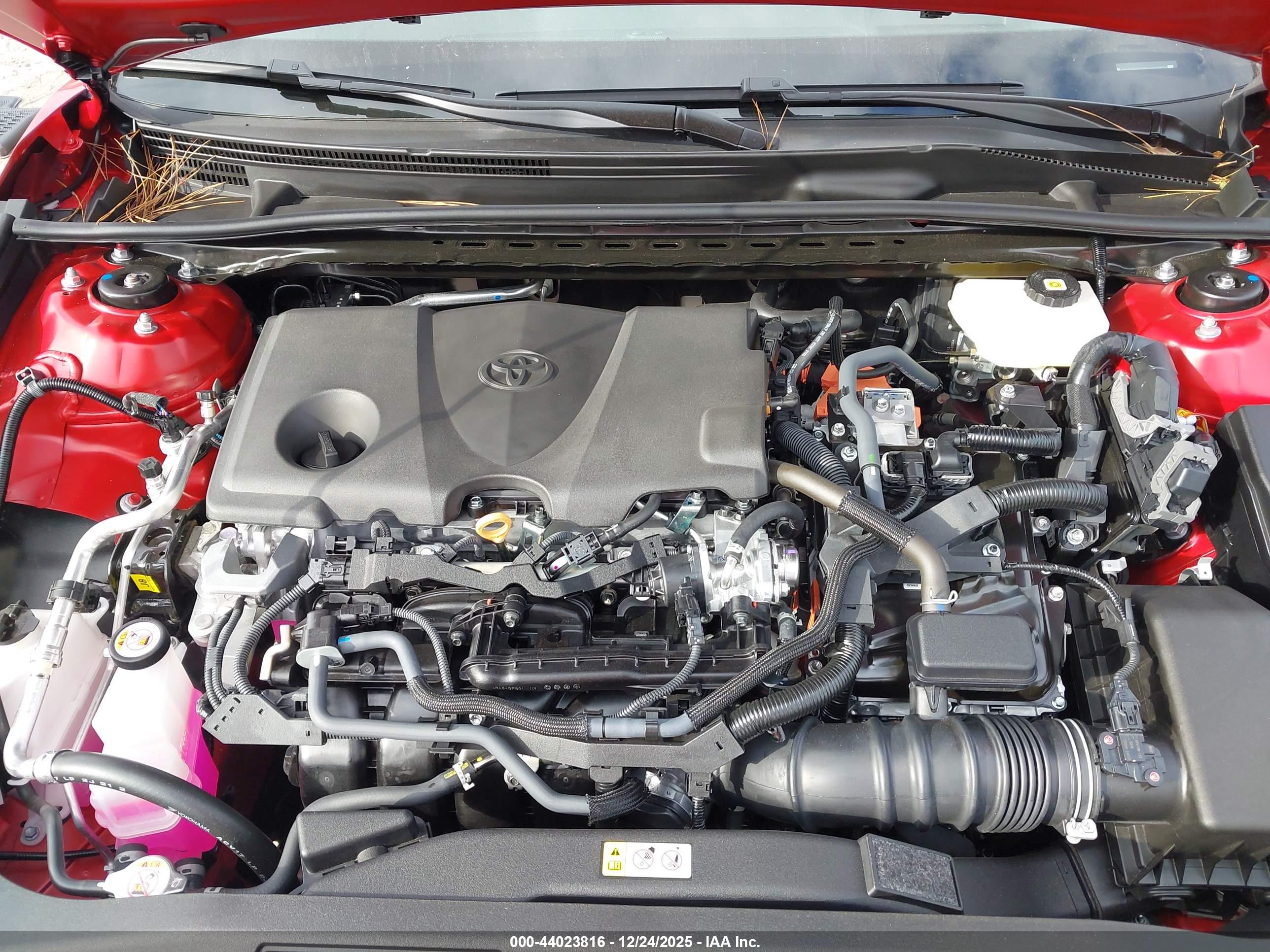 TOYOTA CAMRY image 10