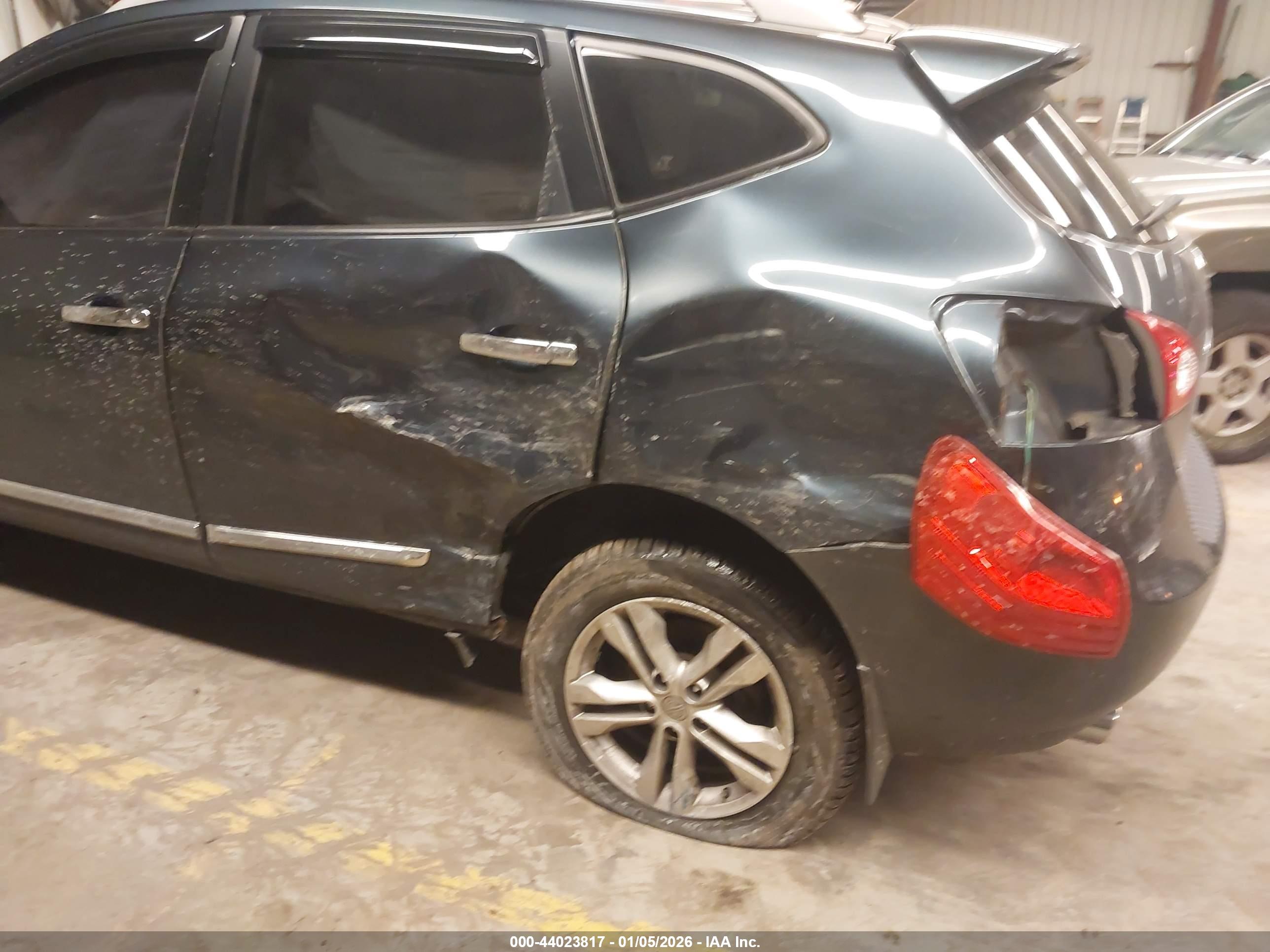 NISSAN ROGUE image 6