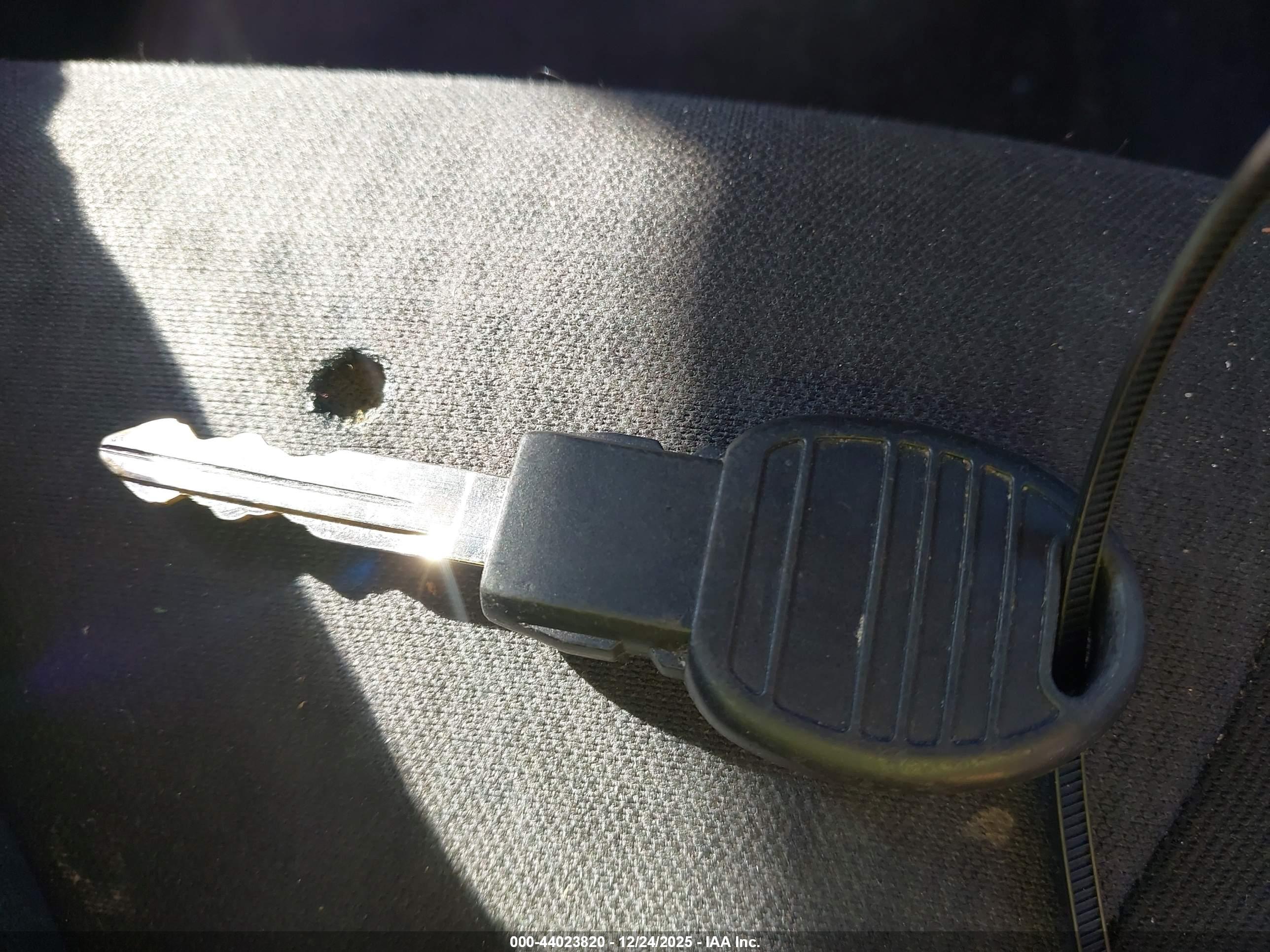 JEEP CHEROKEE image 11