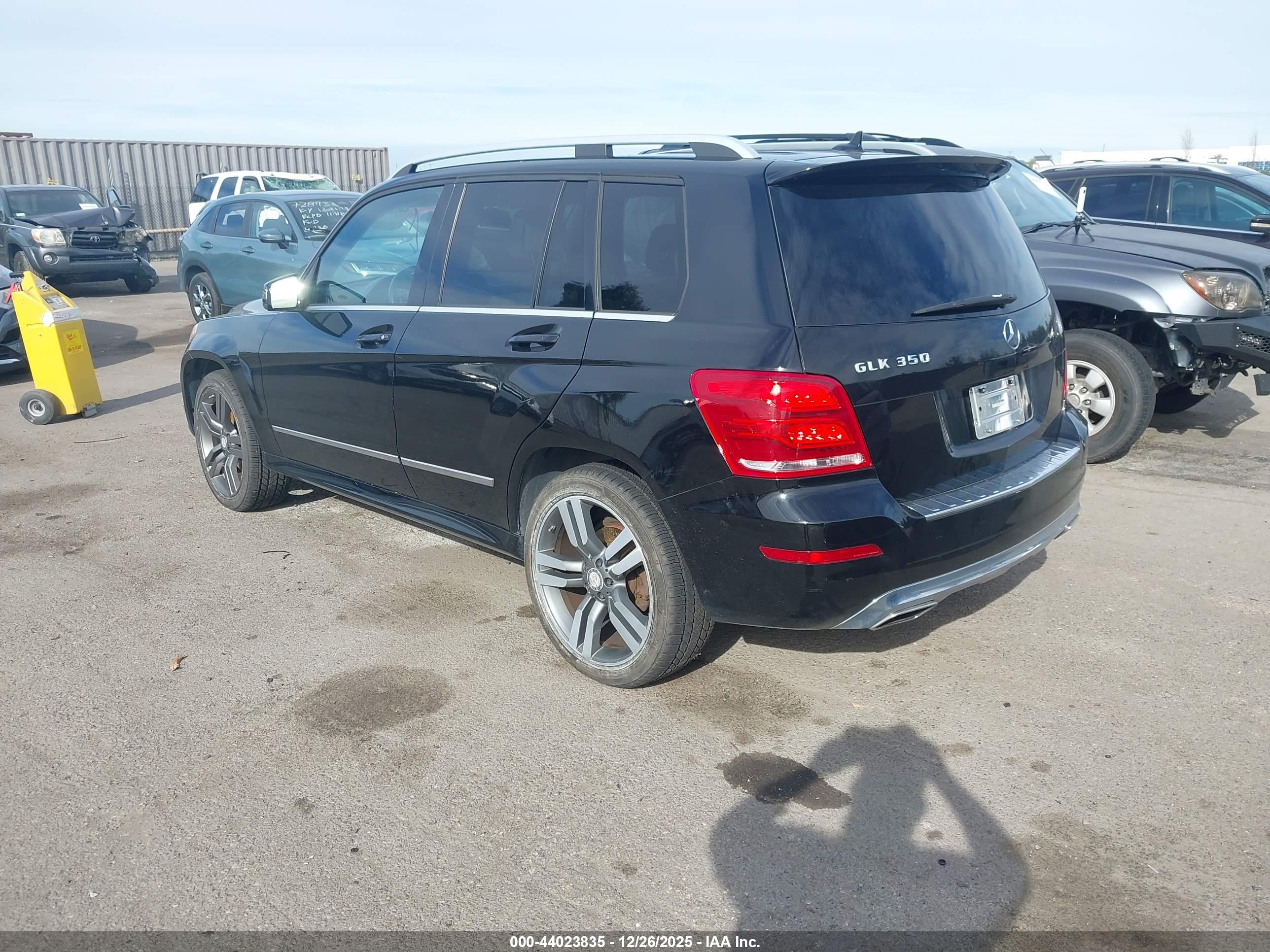 MERCEDES-BENZ GLK image 3