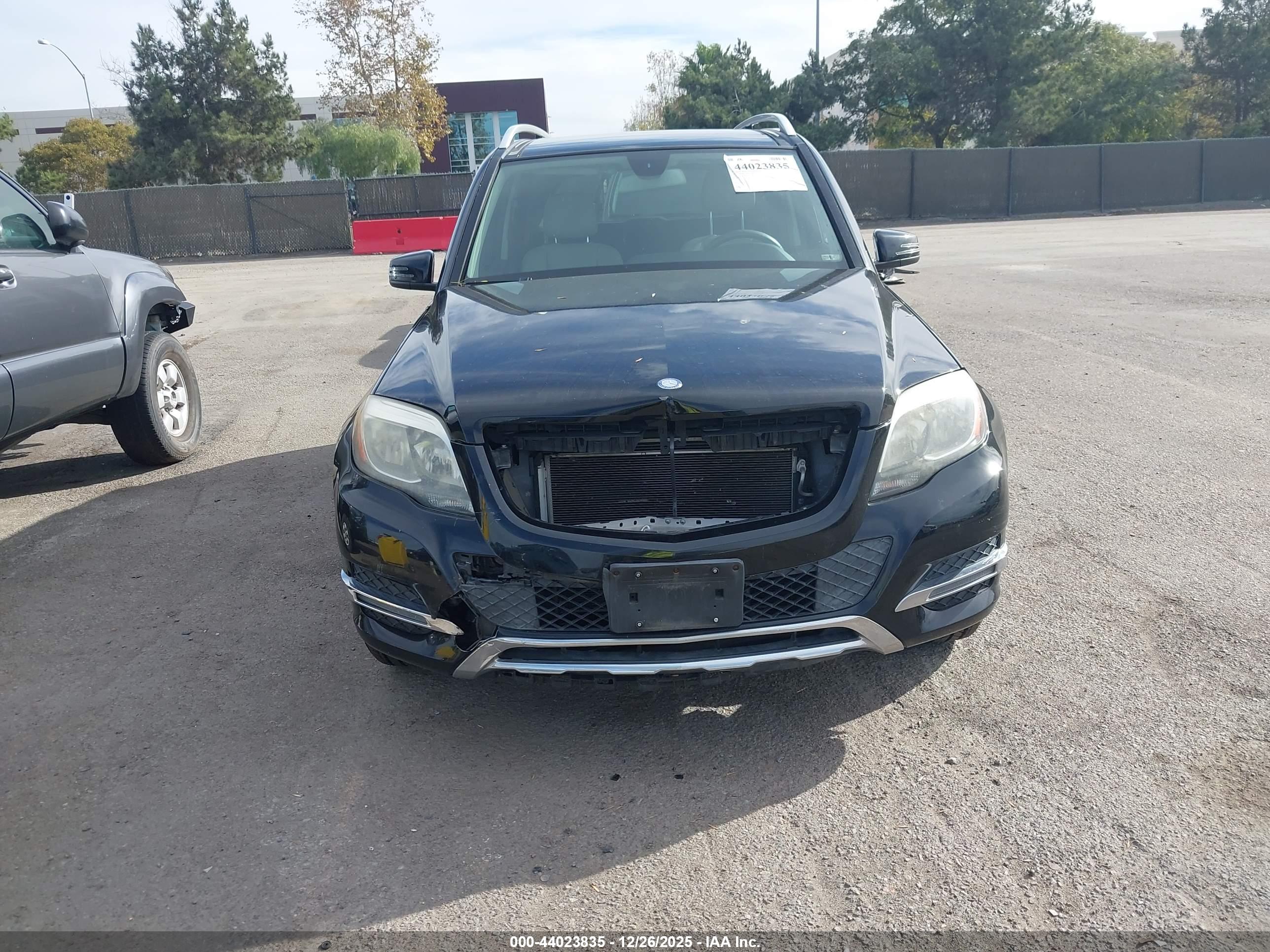 MERCEDES-BENZ GLK image 6