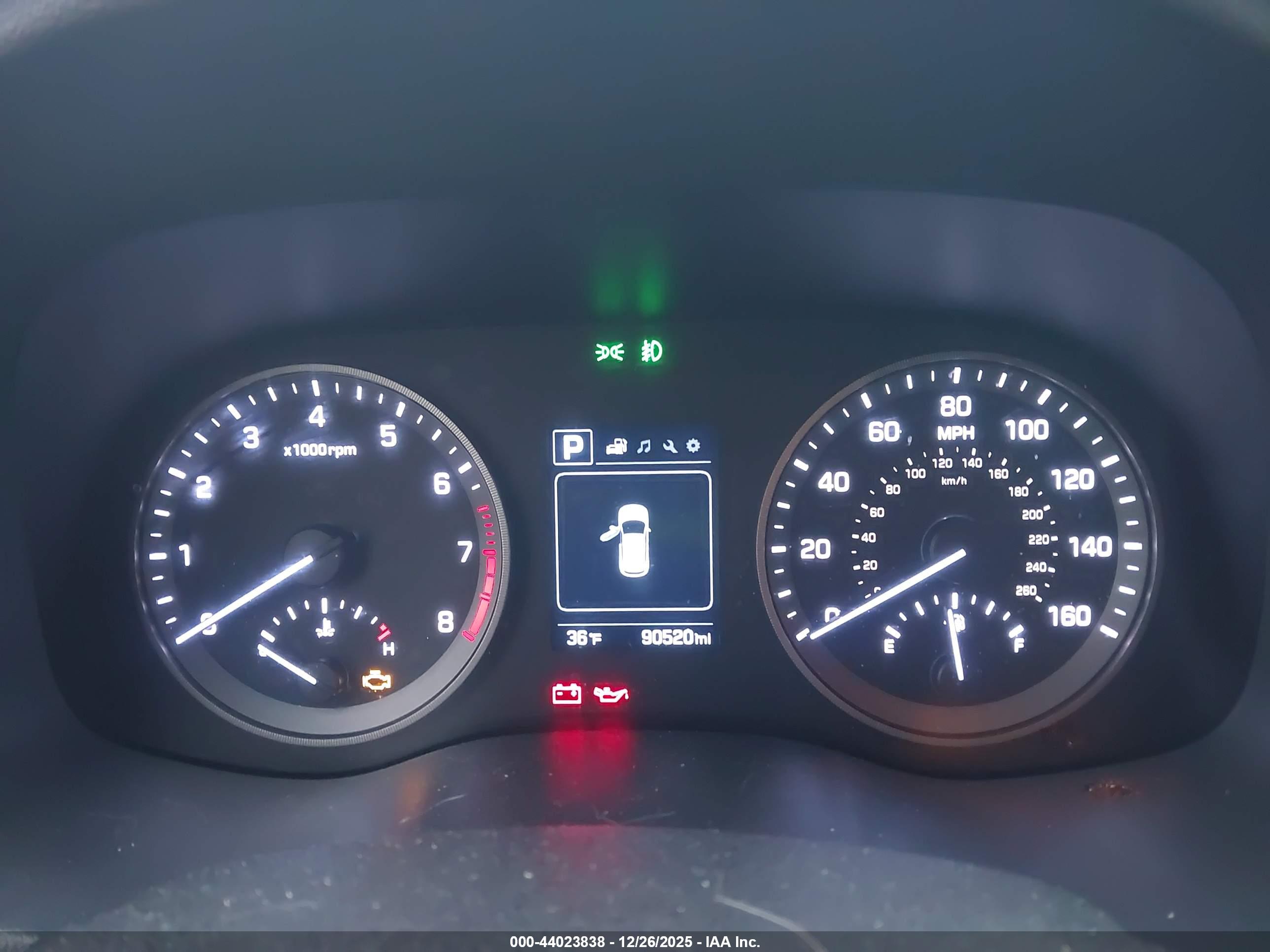 HYUNDAI TUCSON image 7