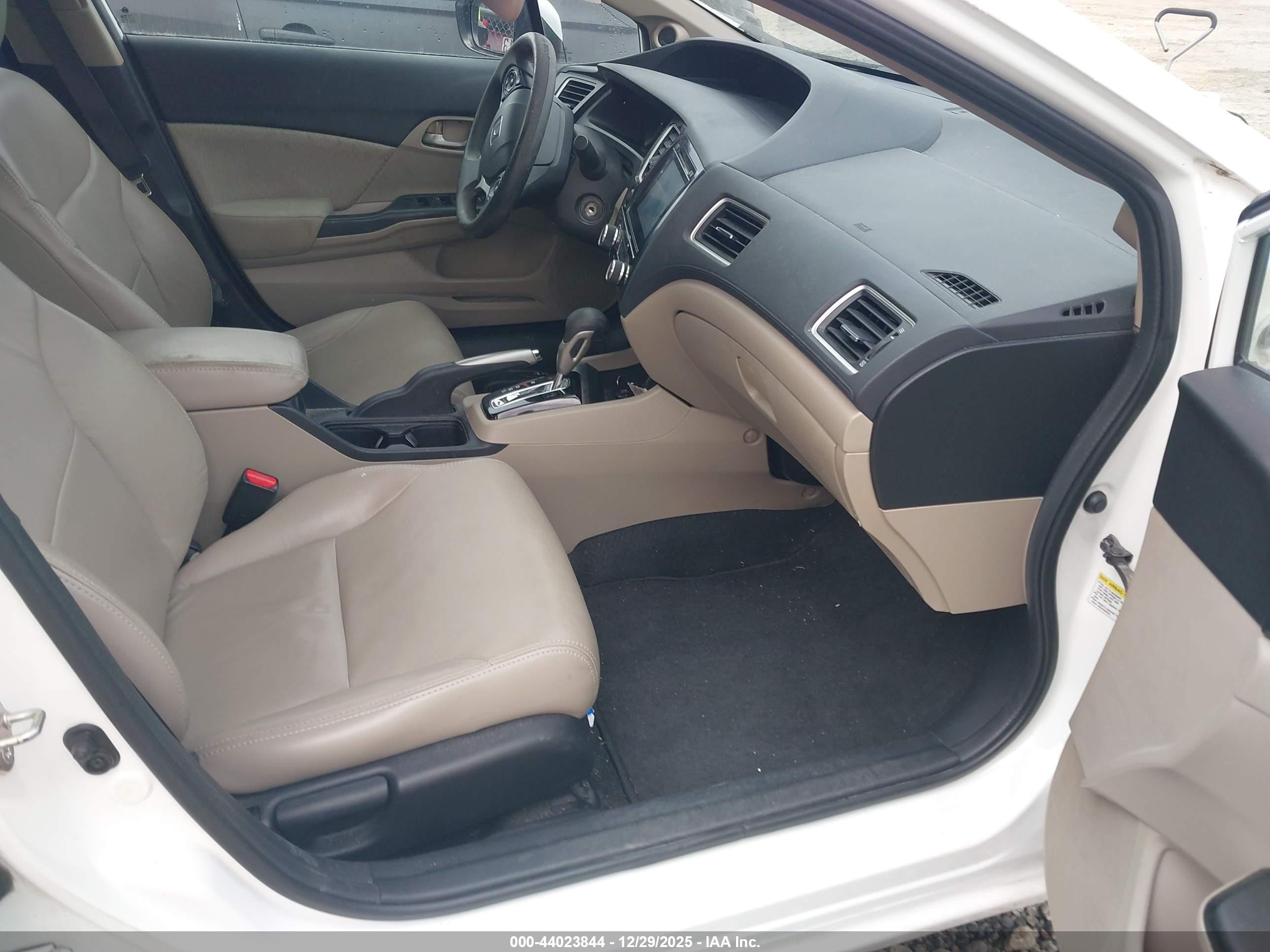 HONDA CIVIC image 5
