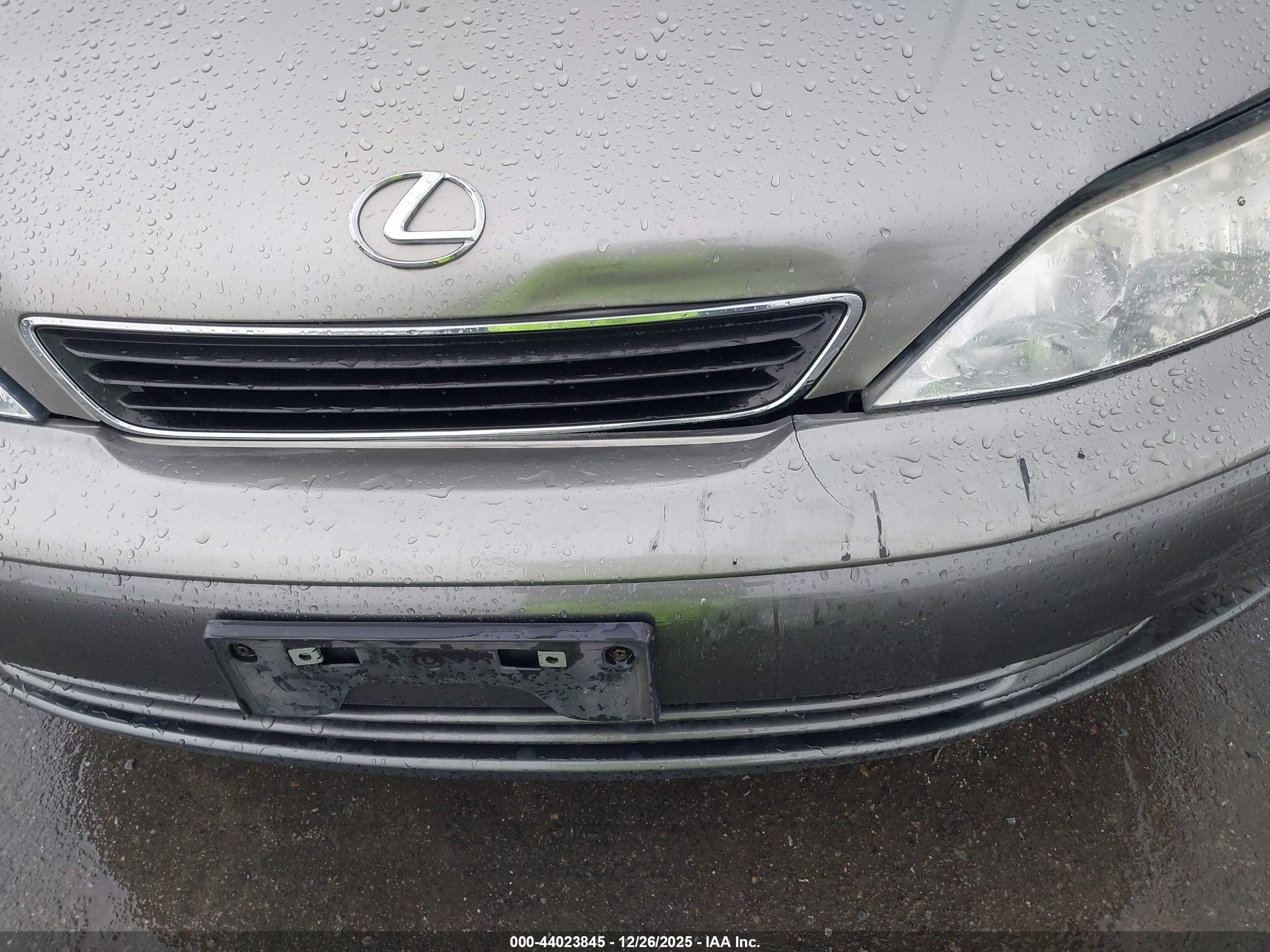LEXUS ES image 6