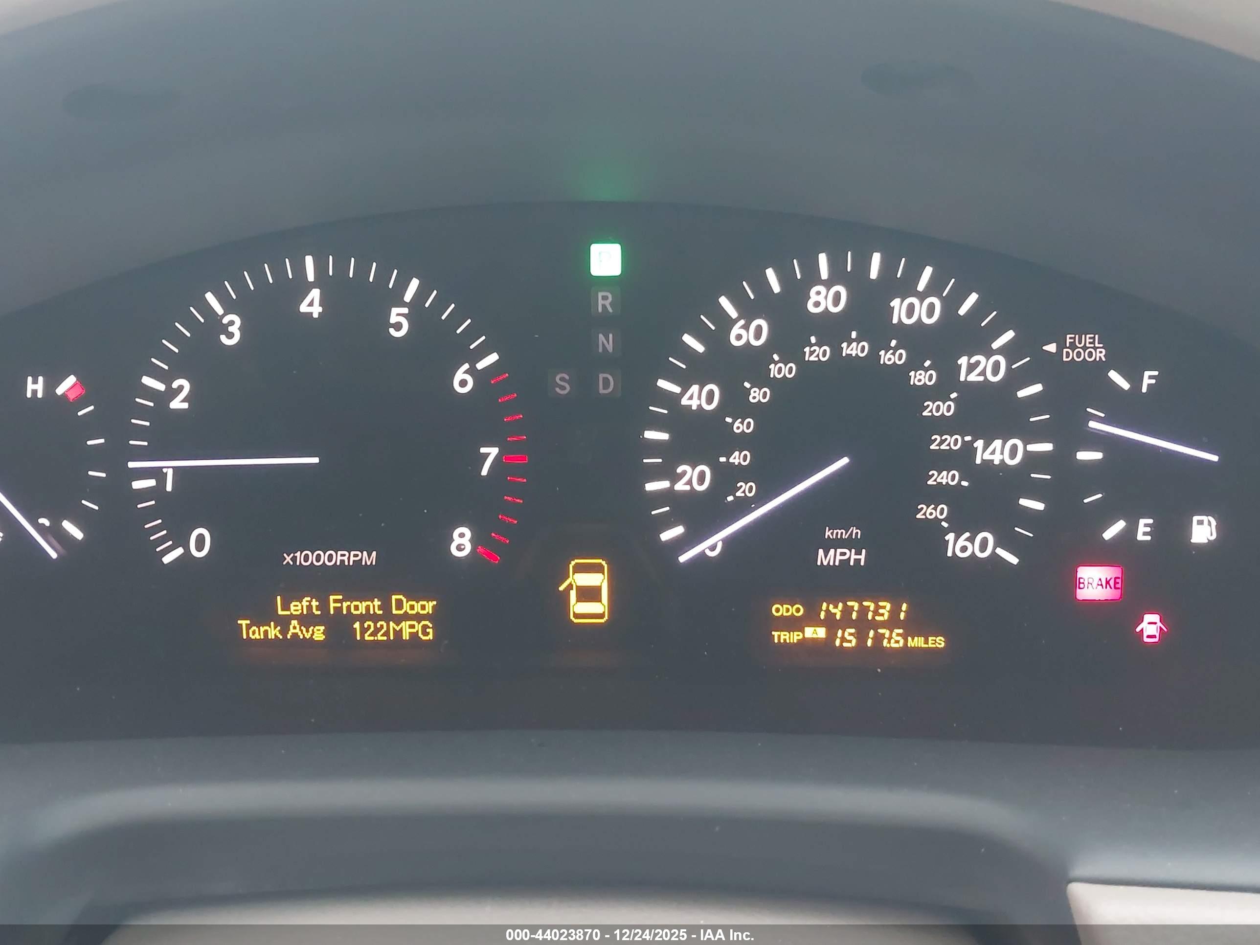 LEXUS LS image 7
