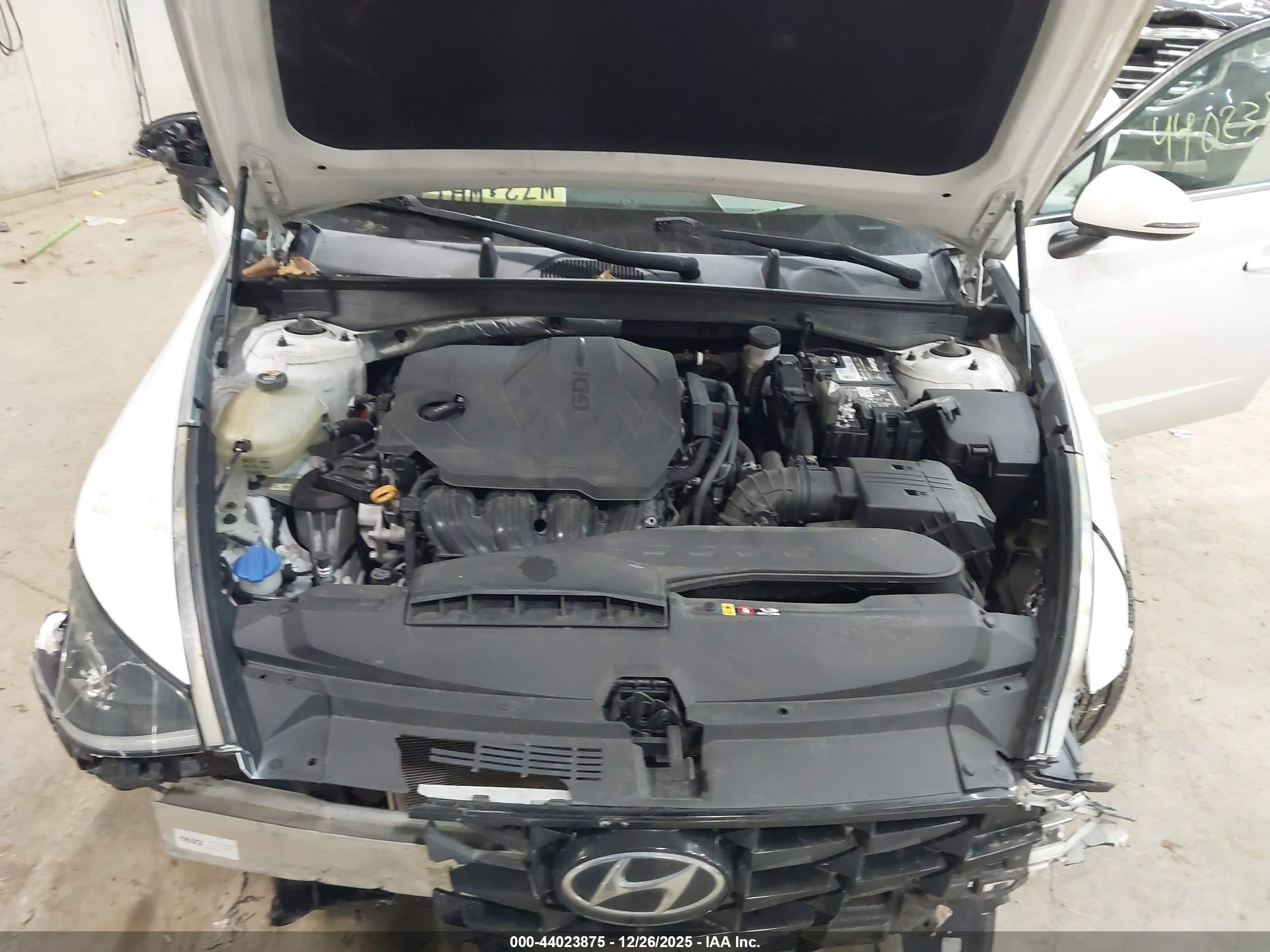 HYUNDAI SONATA image 10