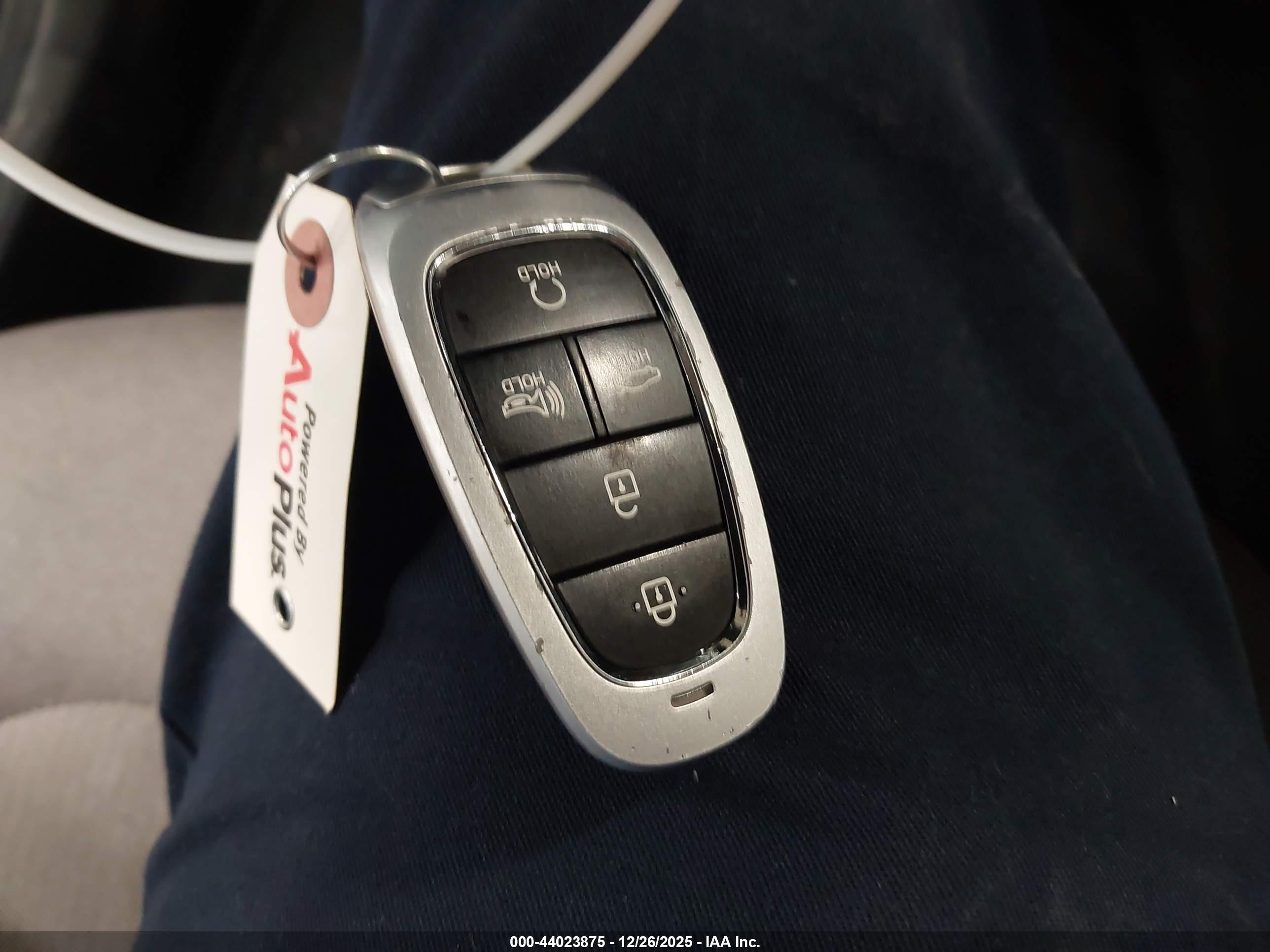 HYUNDAI SONATA image 11