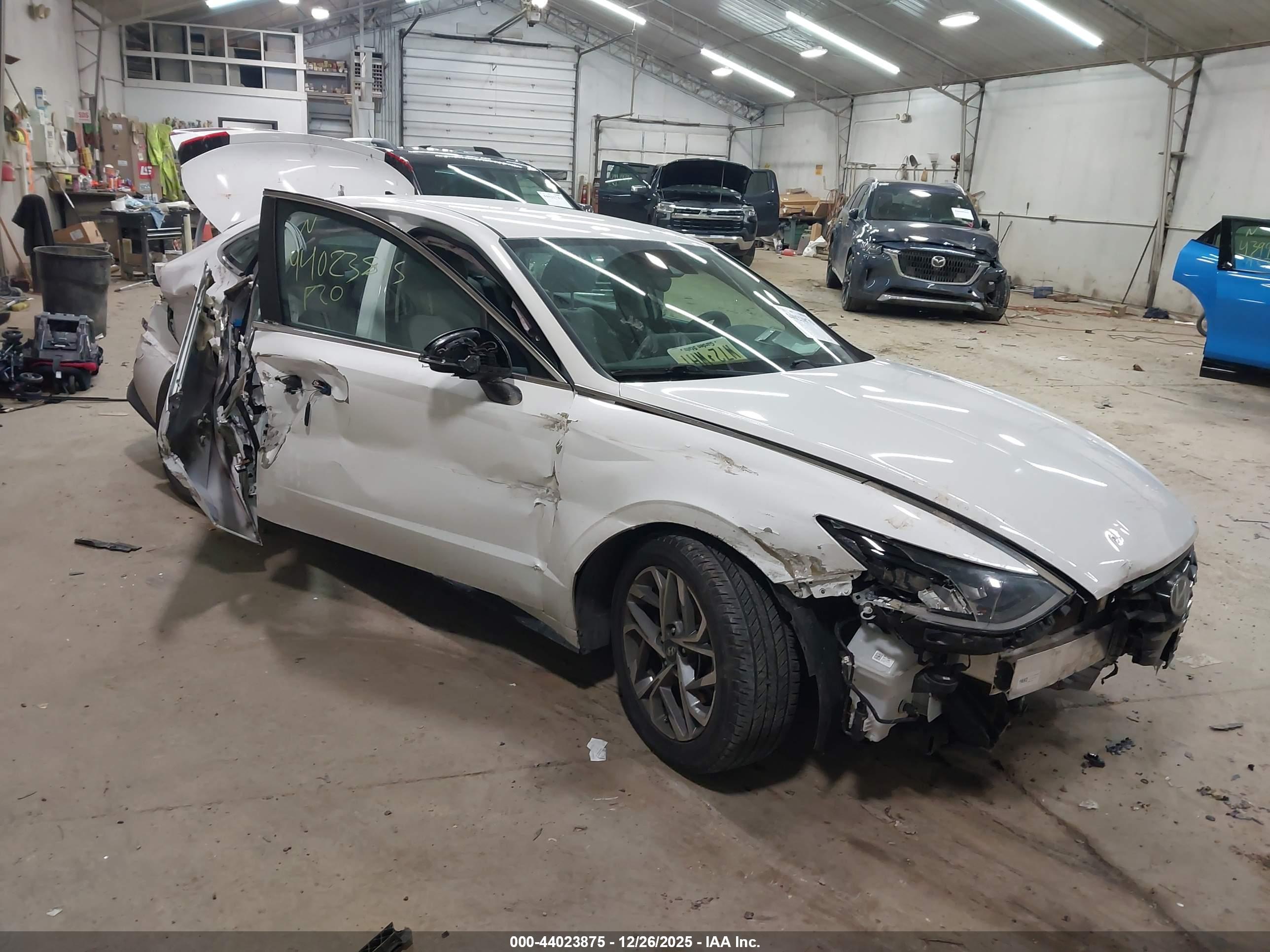 HYUNDAI SONATA image 6