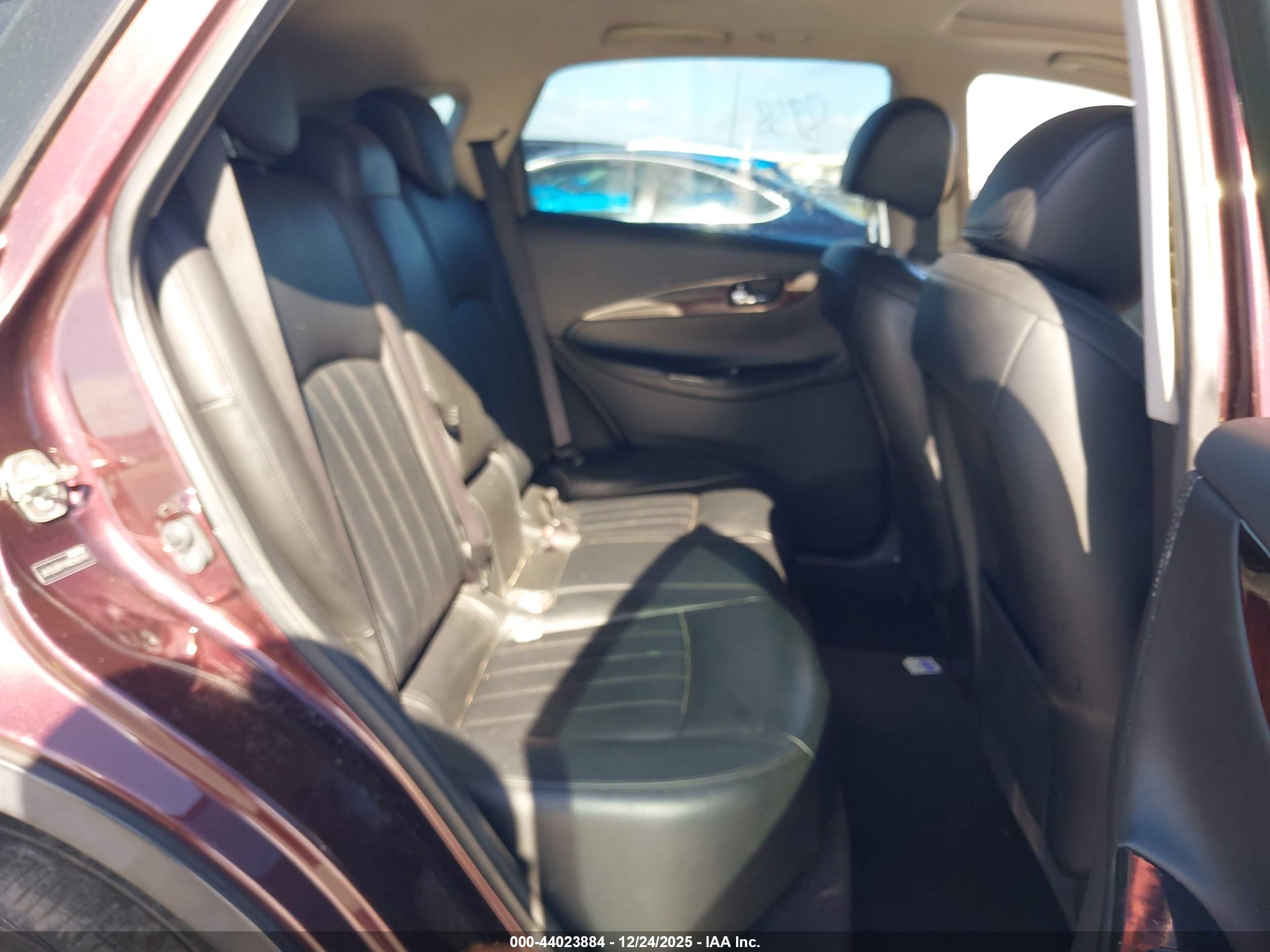 INFINITI QX50 image 8