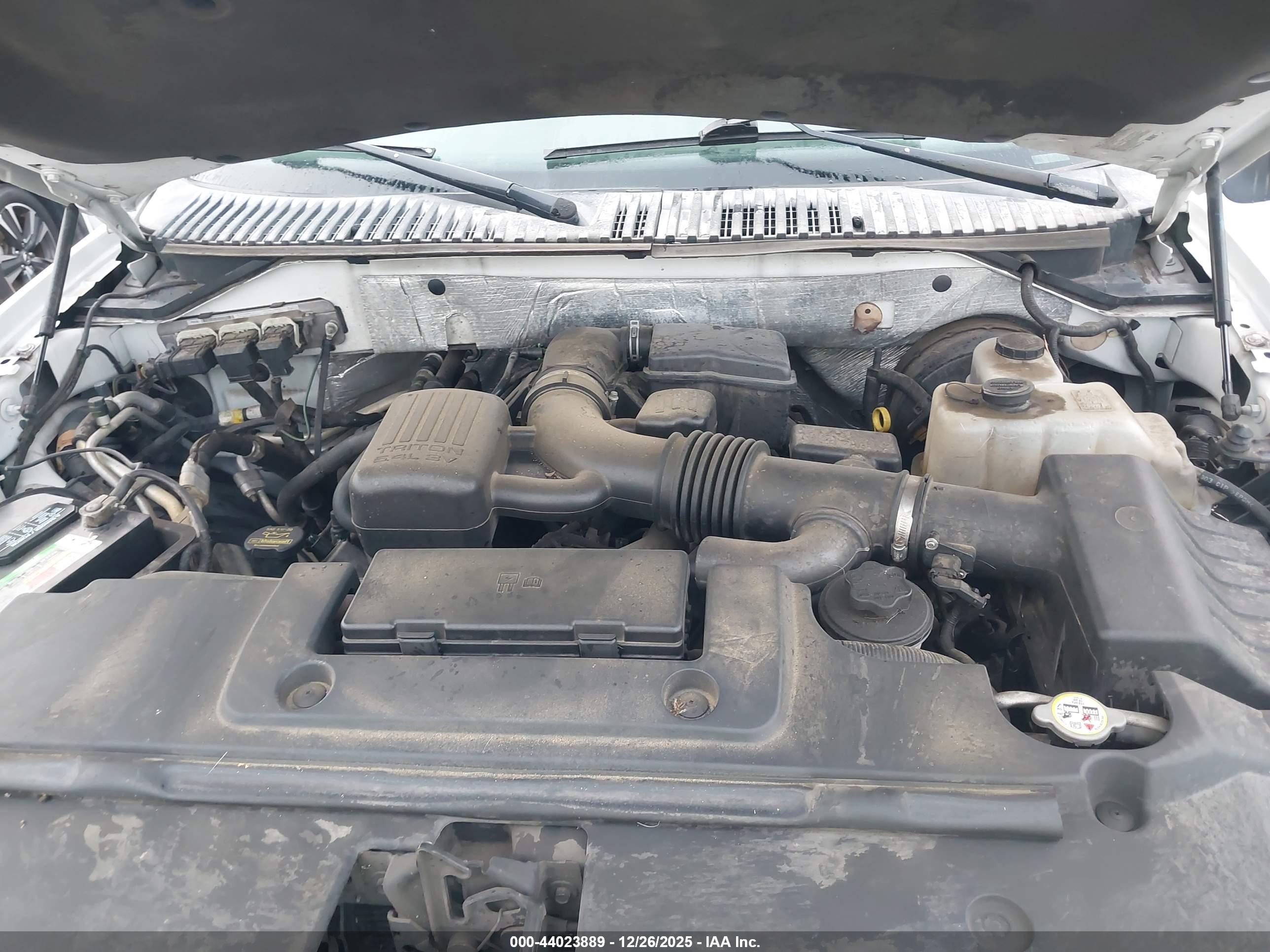 FORD EXPEDITION image 10
