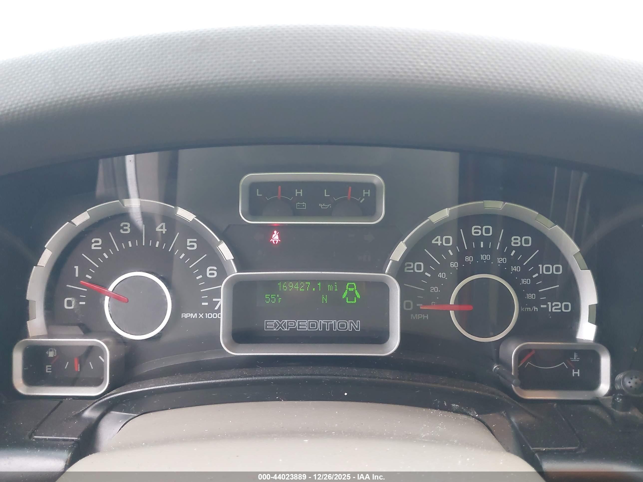 FORD EXPEDITION image 7