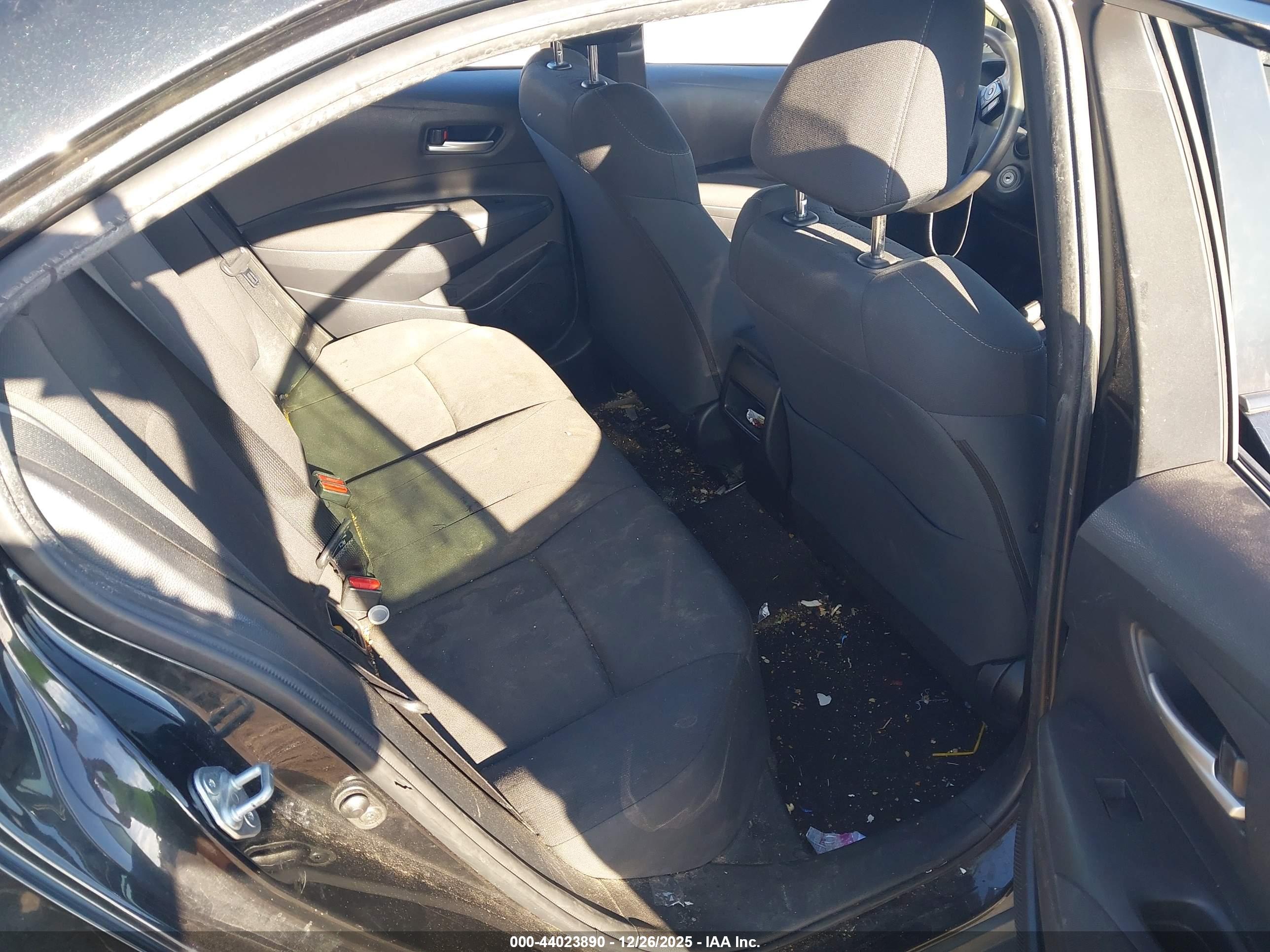 TOYOTA COROLLA image 8