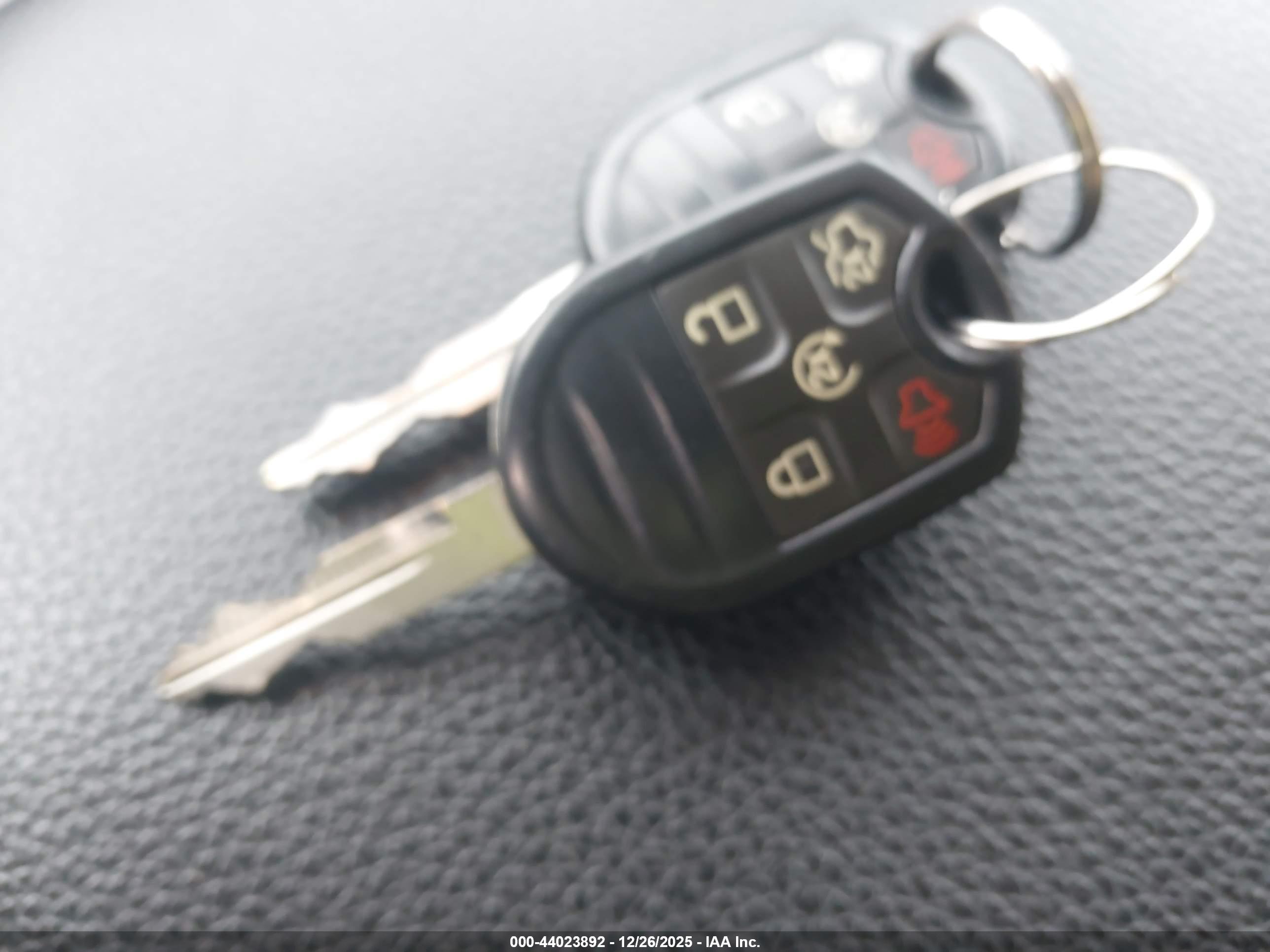 FORD EXPEDITION image 11