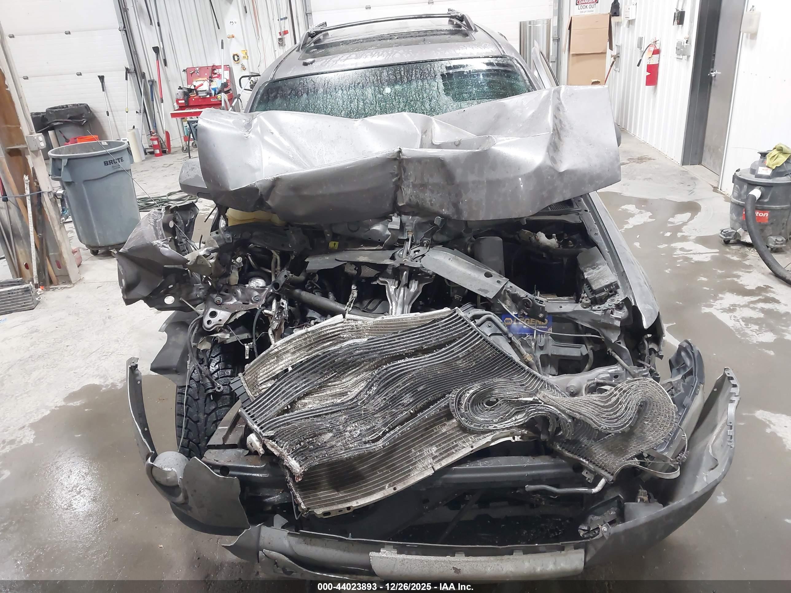 FORD ESCAPE image 6