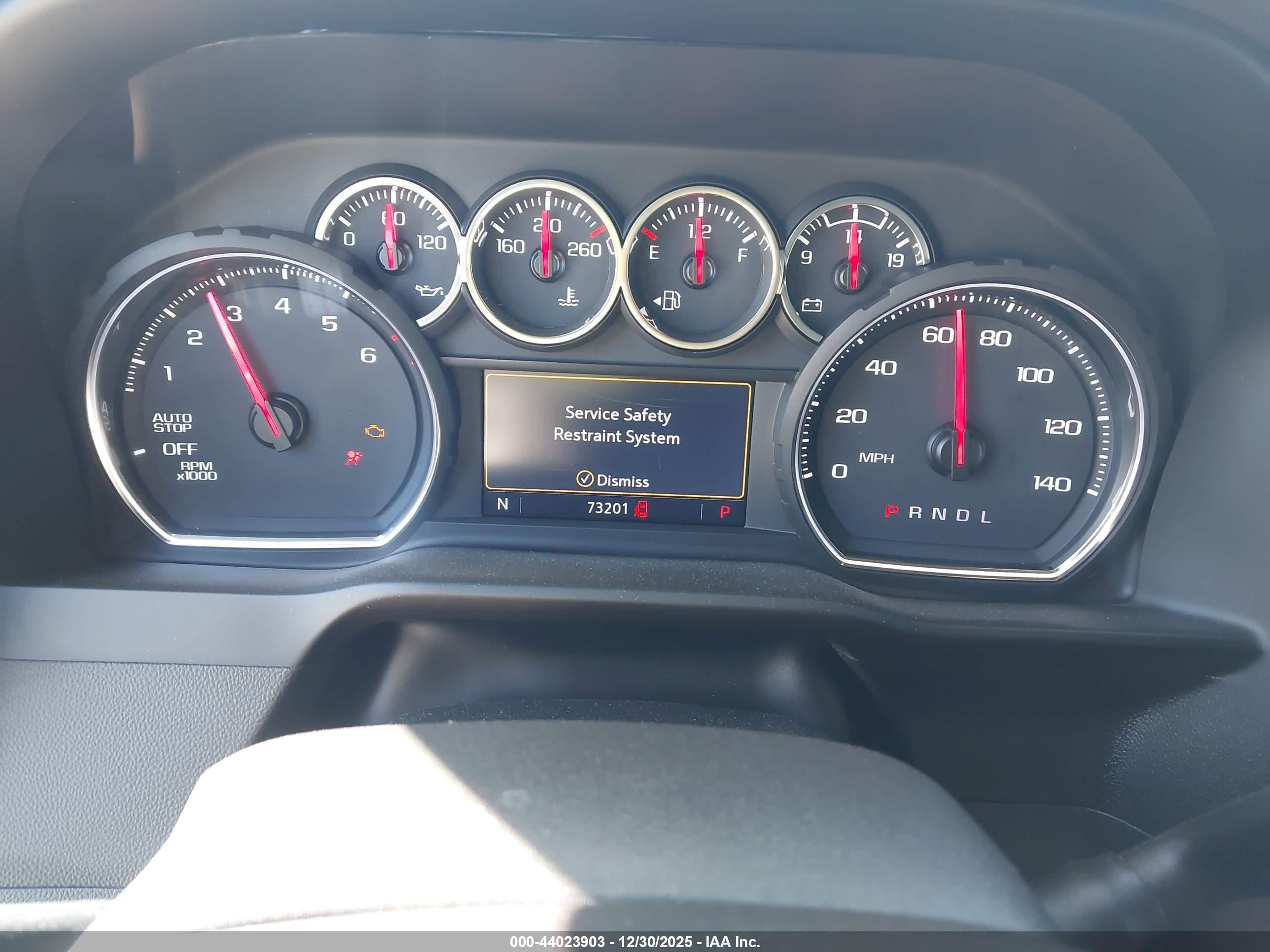 CHEVROLET SILVERADO image 7