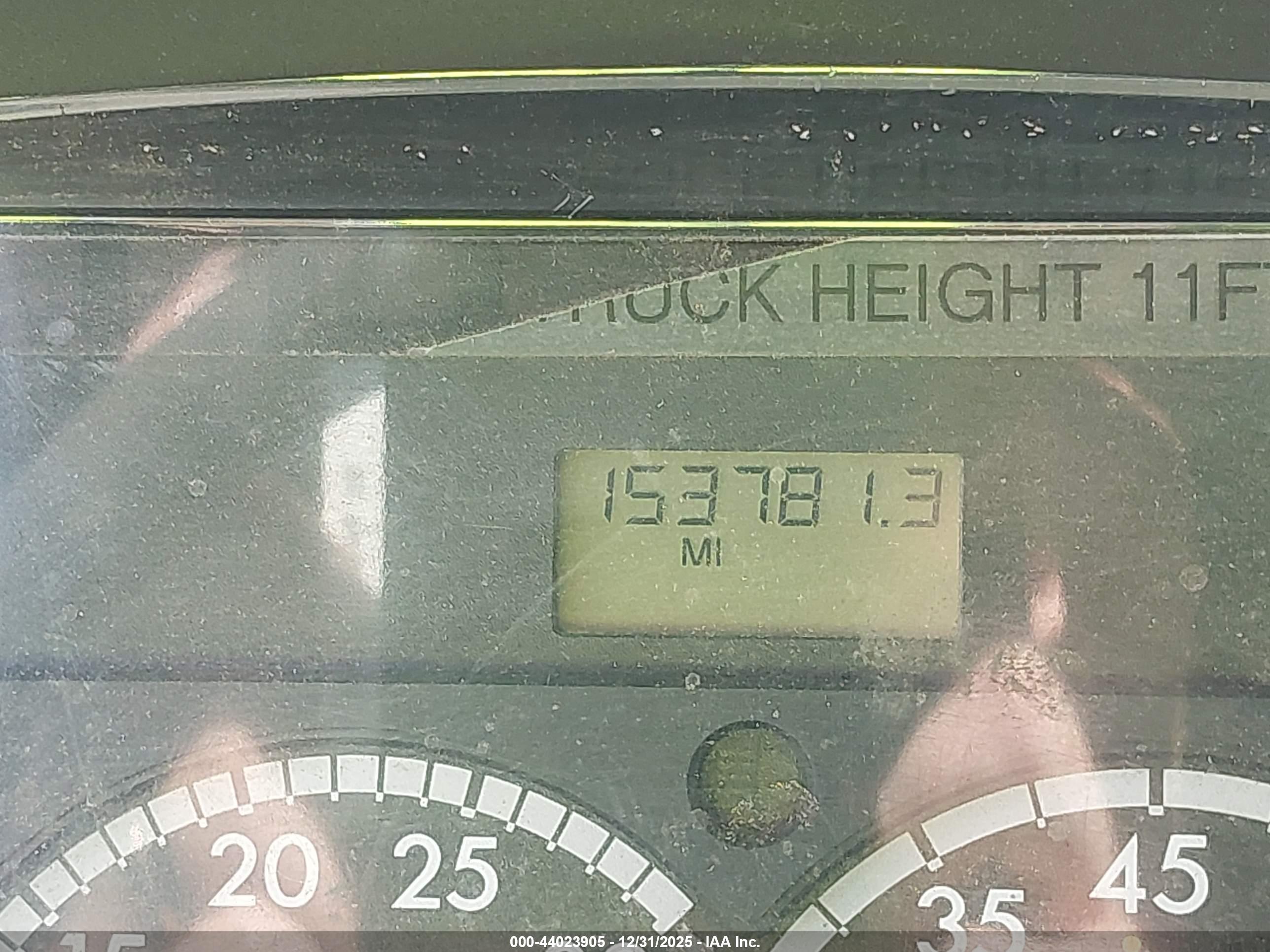 FREIGHTLINER M2 image 6