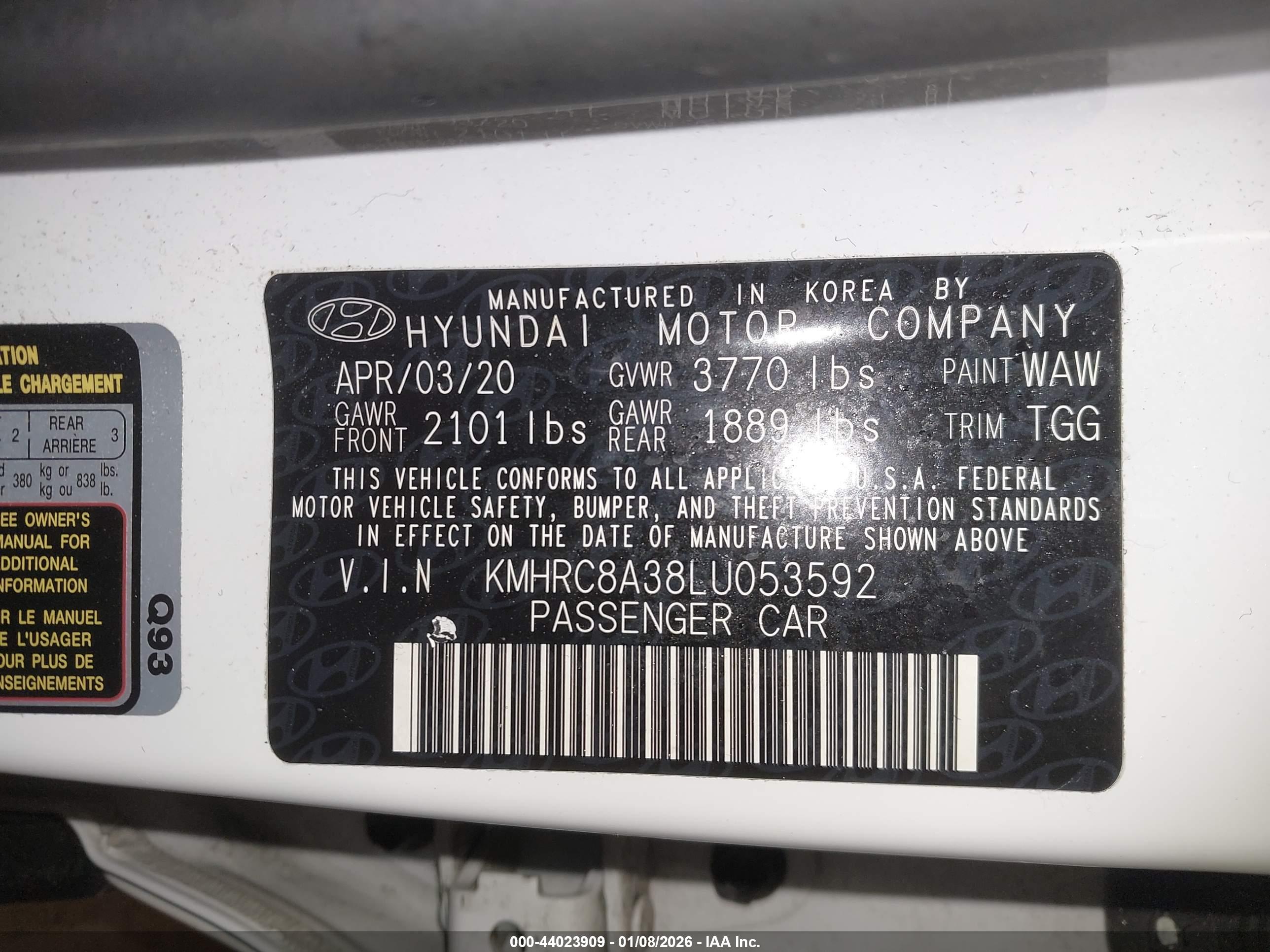 HYUNDAI VENUE image 9