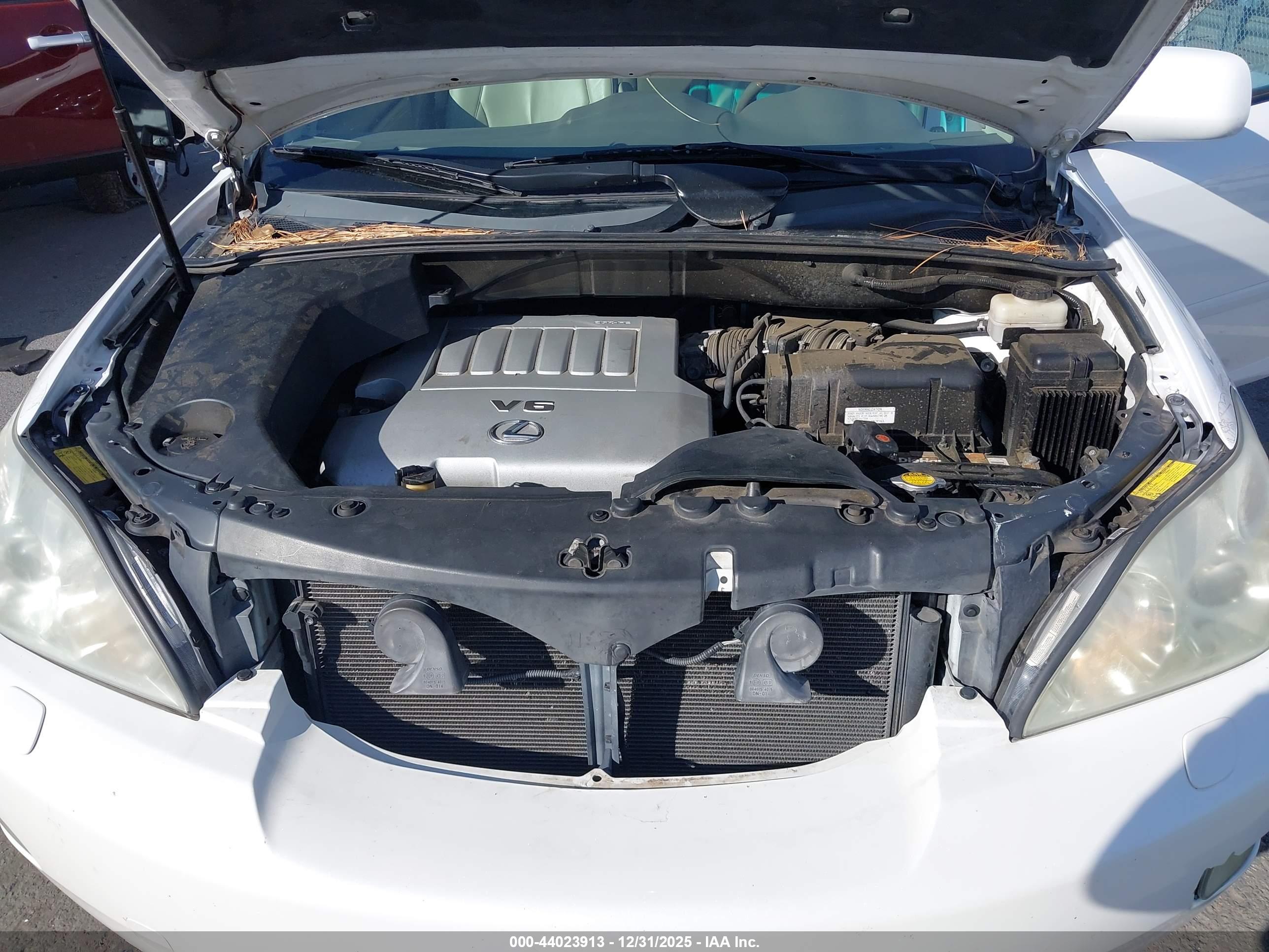 LEXUS RX image 10
