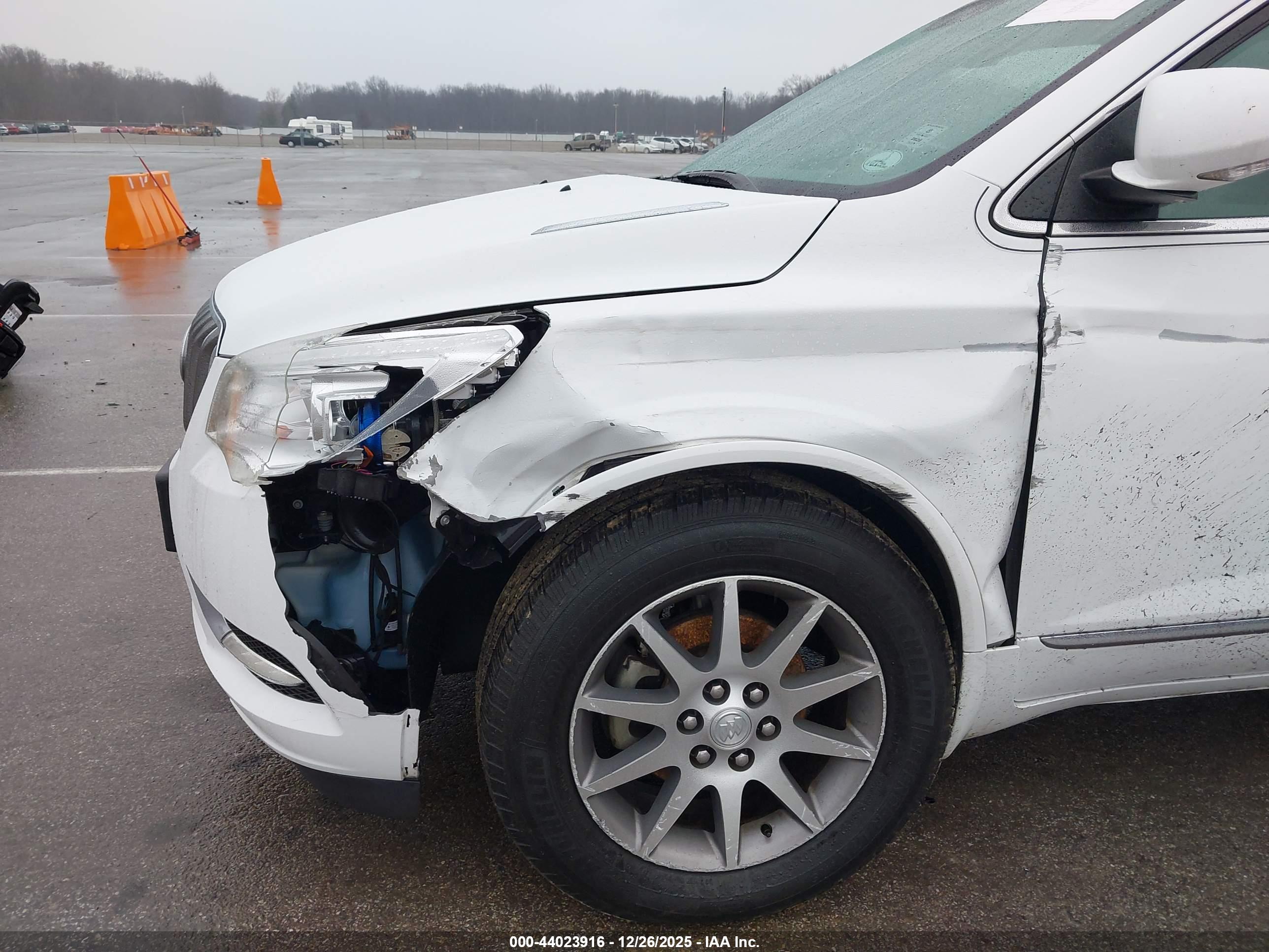 BUICK ENCLAVE image 6