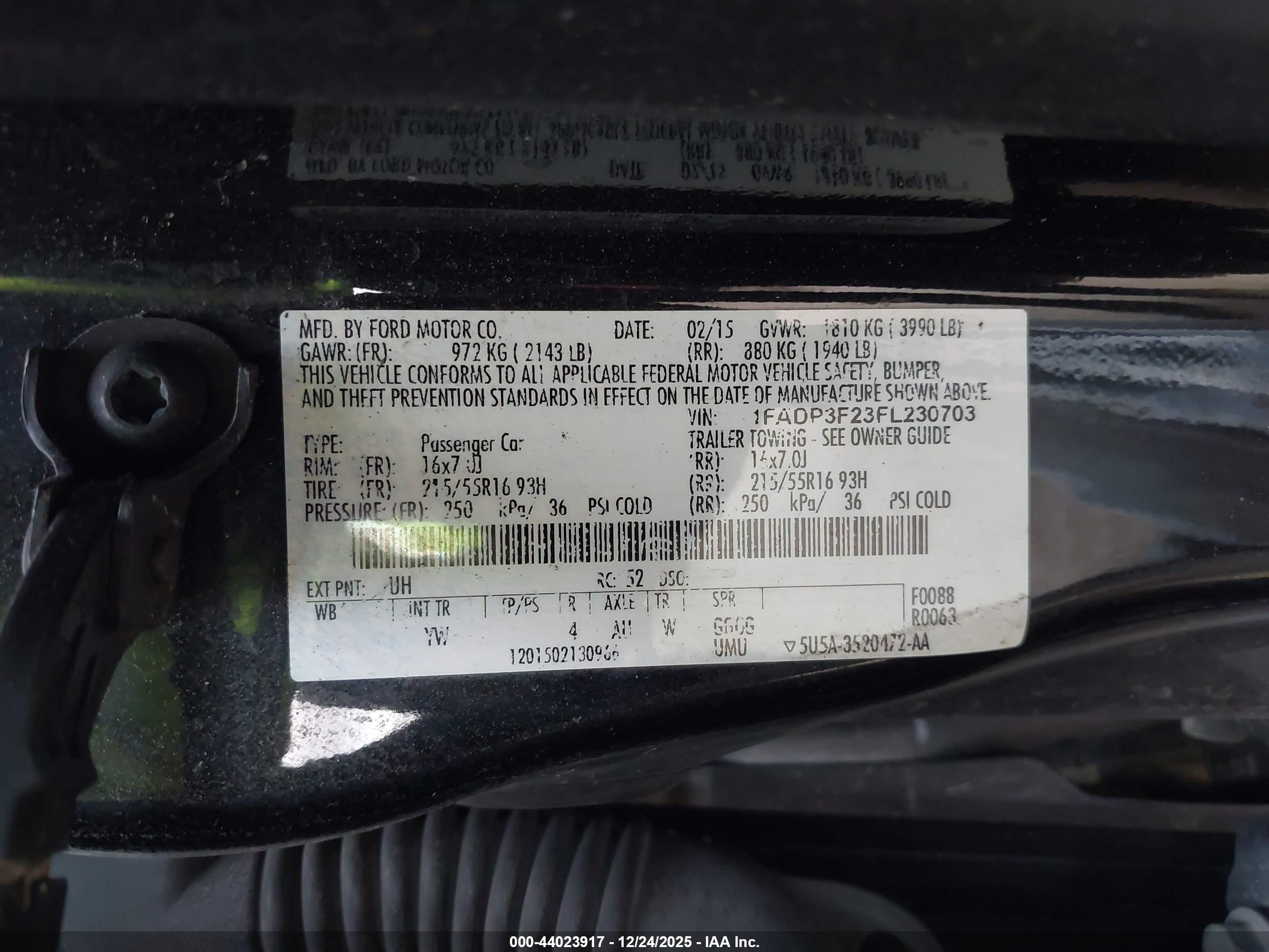 FORD FOCUS image 9