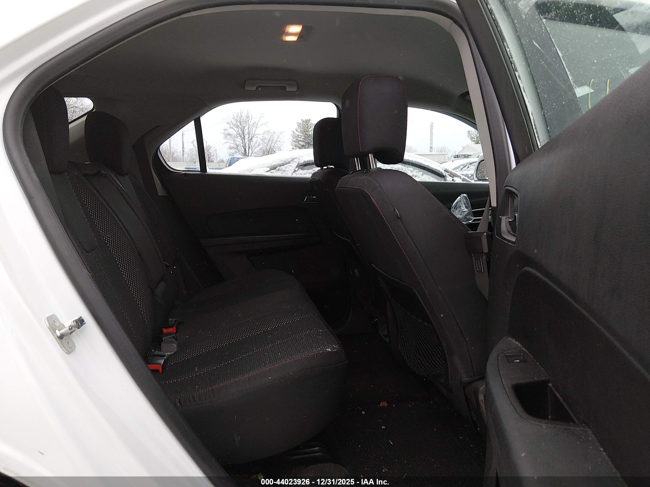 CHEVROLET EQUINOX image 8
