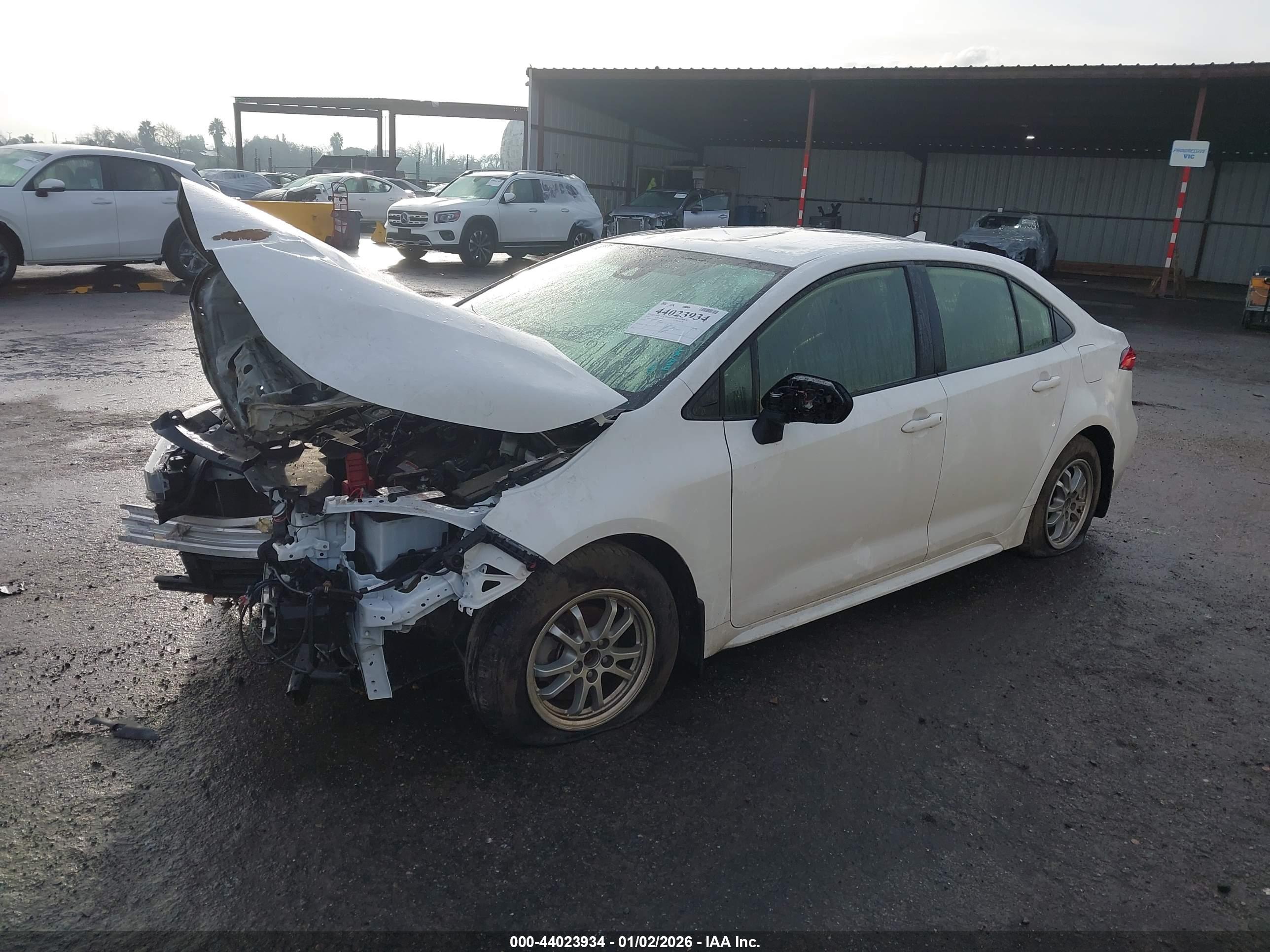 TOYOTA COROLLA image 2