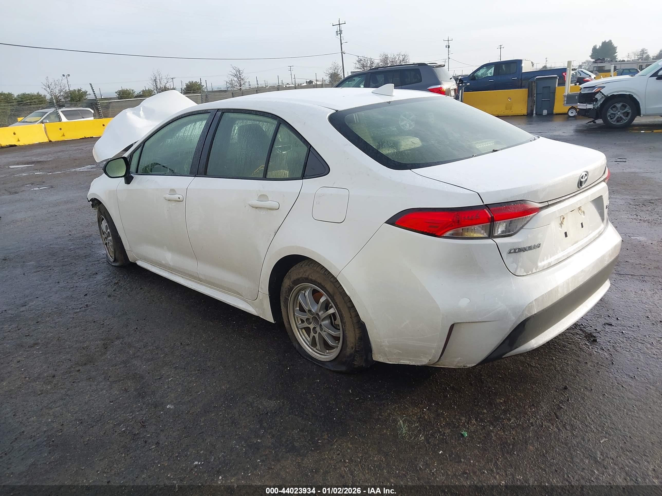 TOYOTA COROLLA image 3