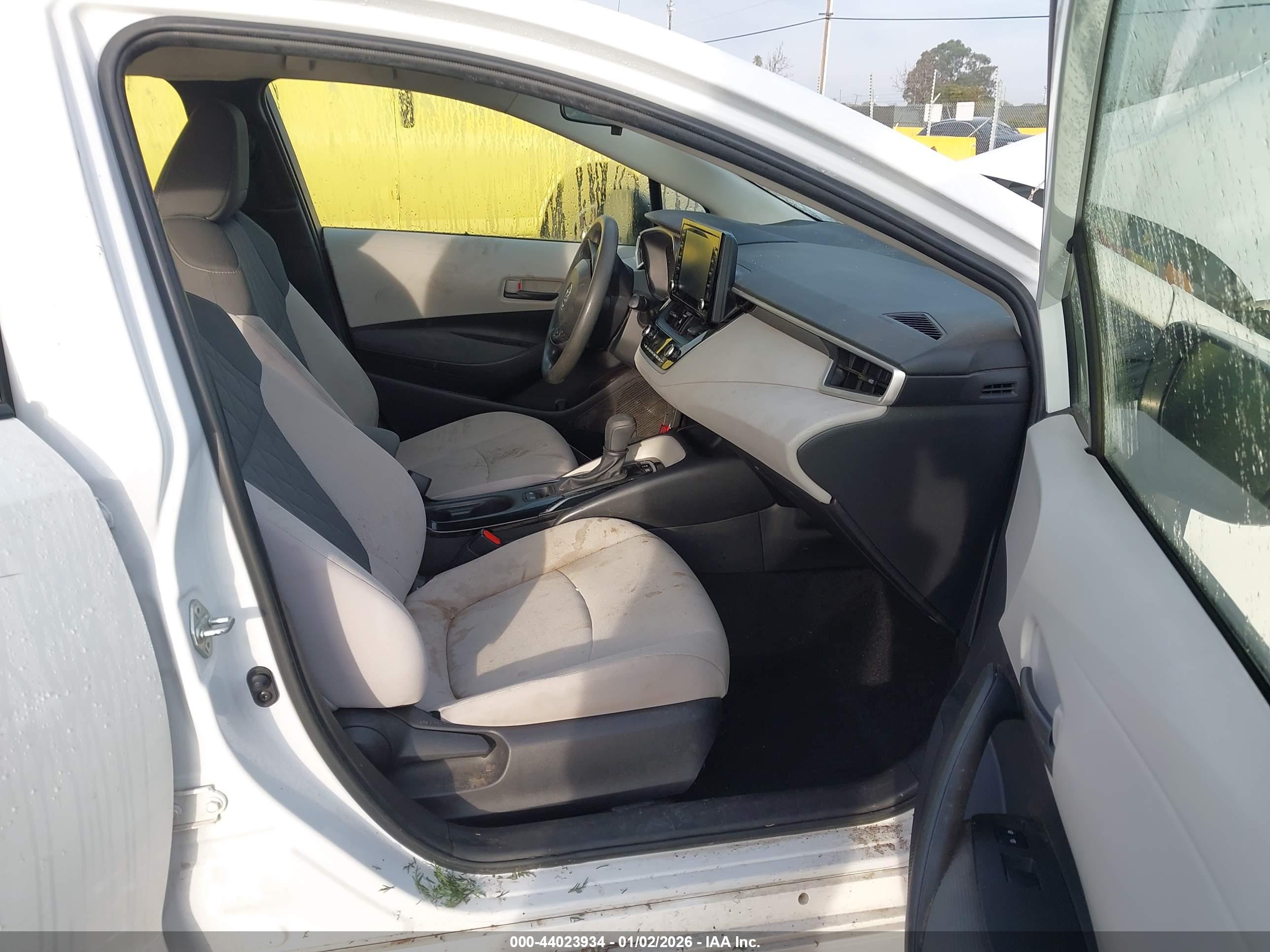 TOYOTA COROLLA image 5