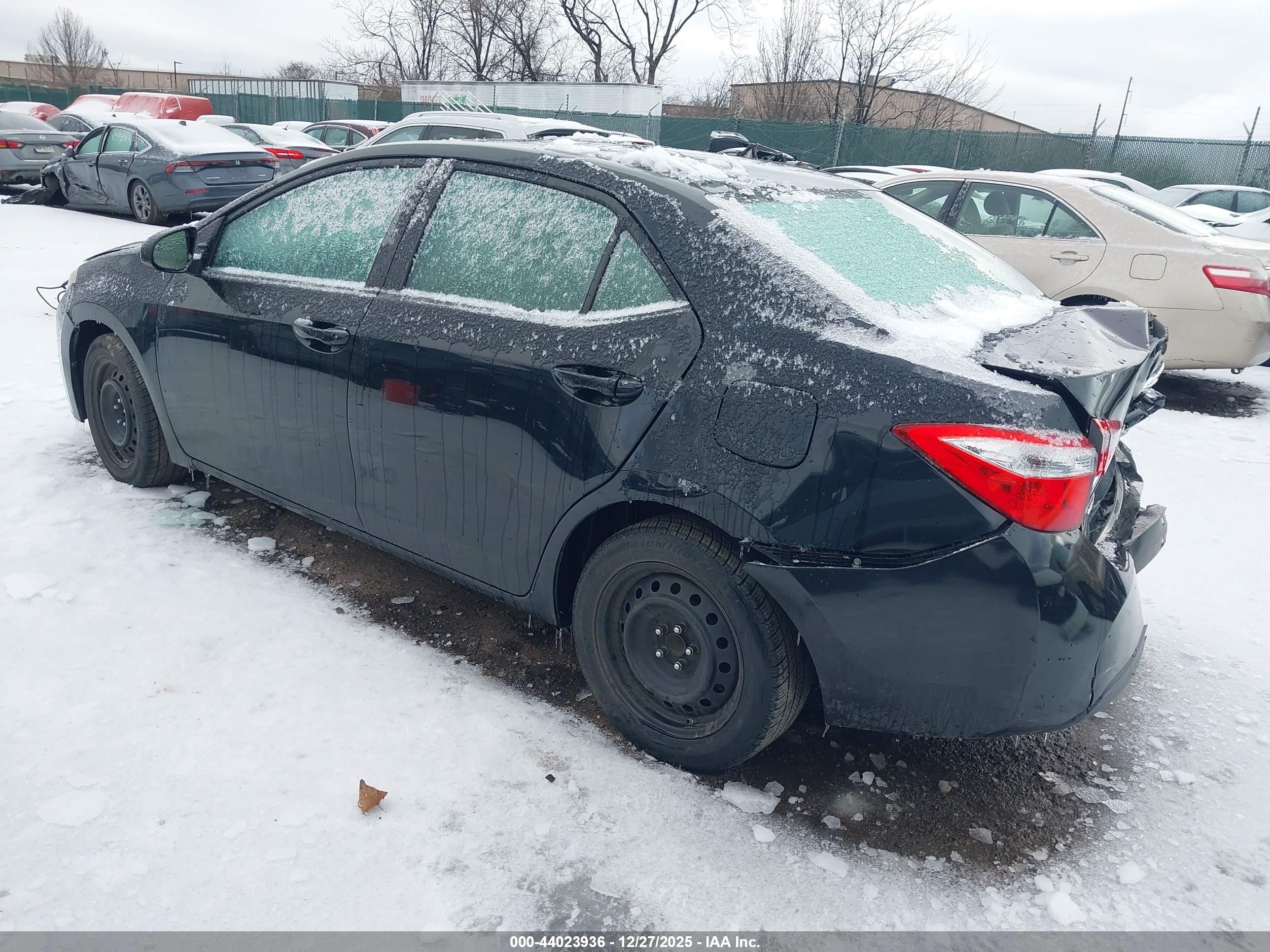 TOYOTA COROLLA image 3